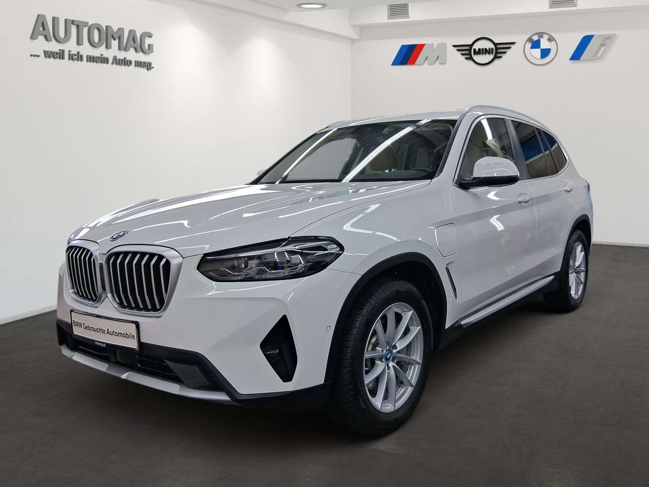 BMW X3 — BMW X3 xDrive30e AHK*DrivingAssist*Stop&Go*LiveCockpitPro