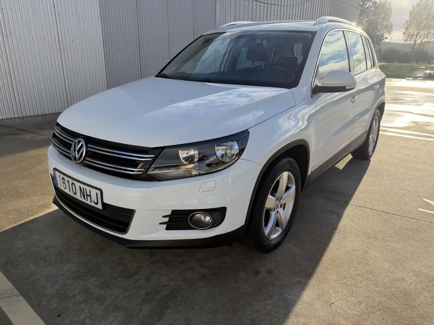 Volkswagen Tiguan 1.4TSI Sport 4x4 160 Blanc - 1