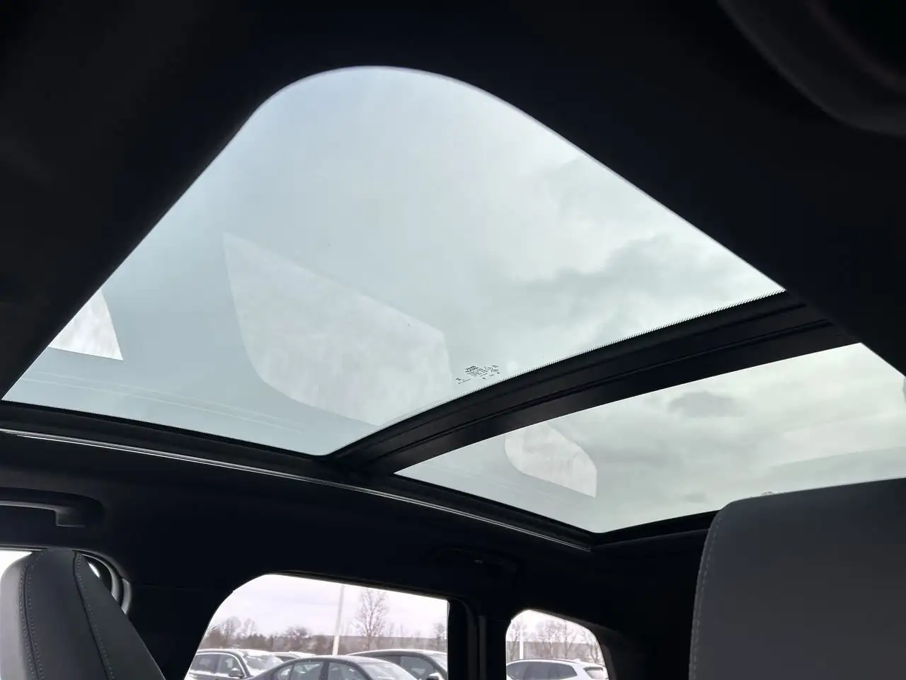 BMW X1 снимка BMW X1