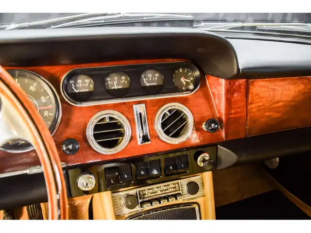 Ferrari 330 GT 2+2 - "FERRARI CLASSICHE"