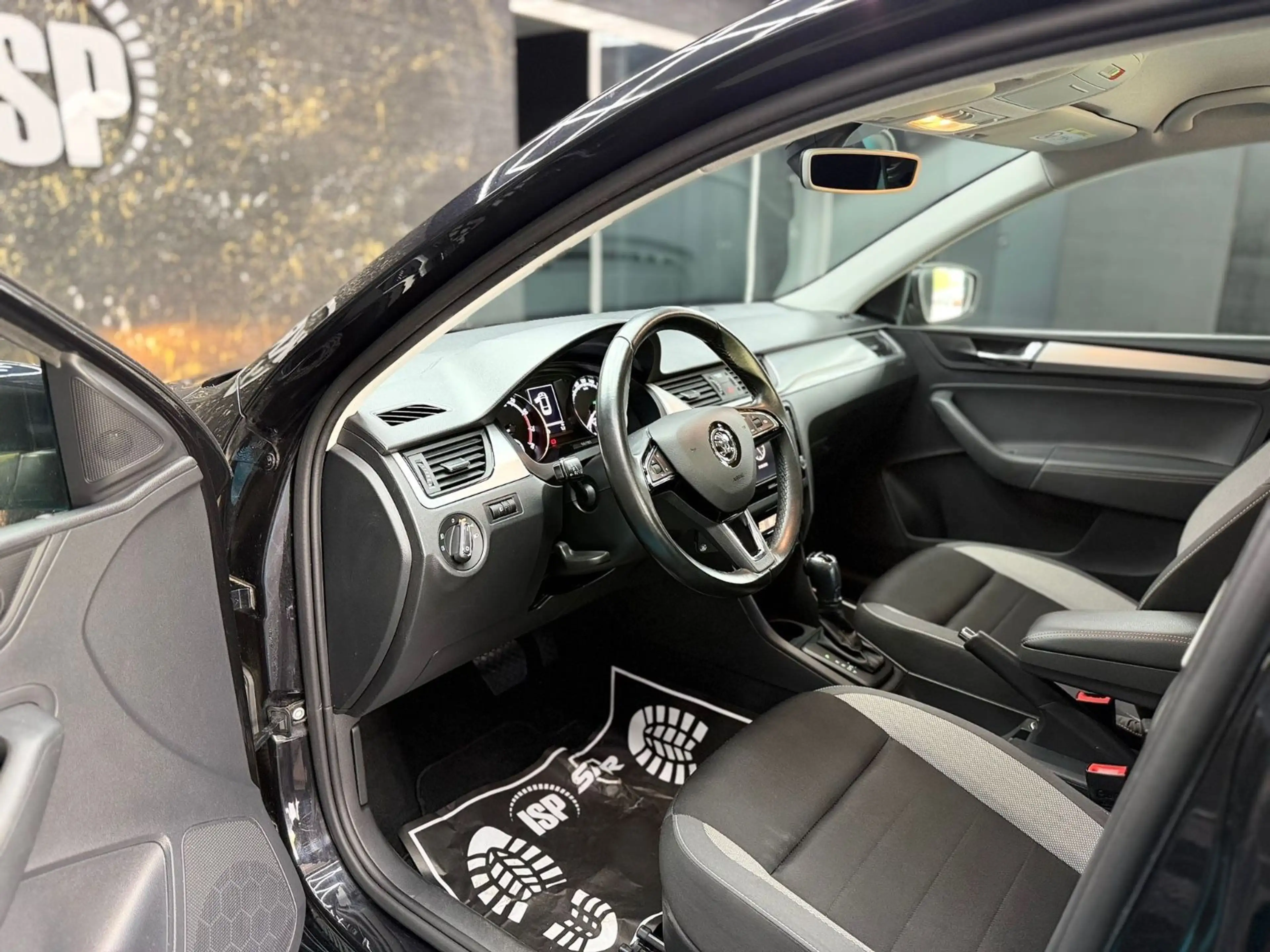Skoda Rapid/Spaceback Spaceback Ambition/2HND/SHZ/ACAUT. — photo 10