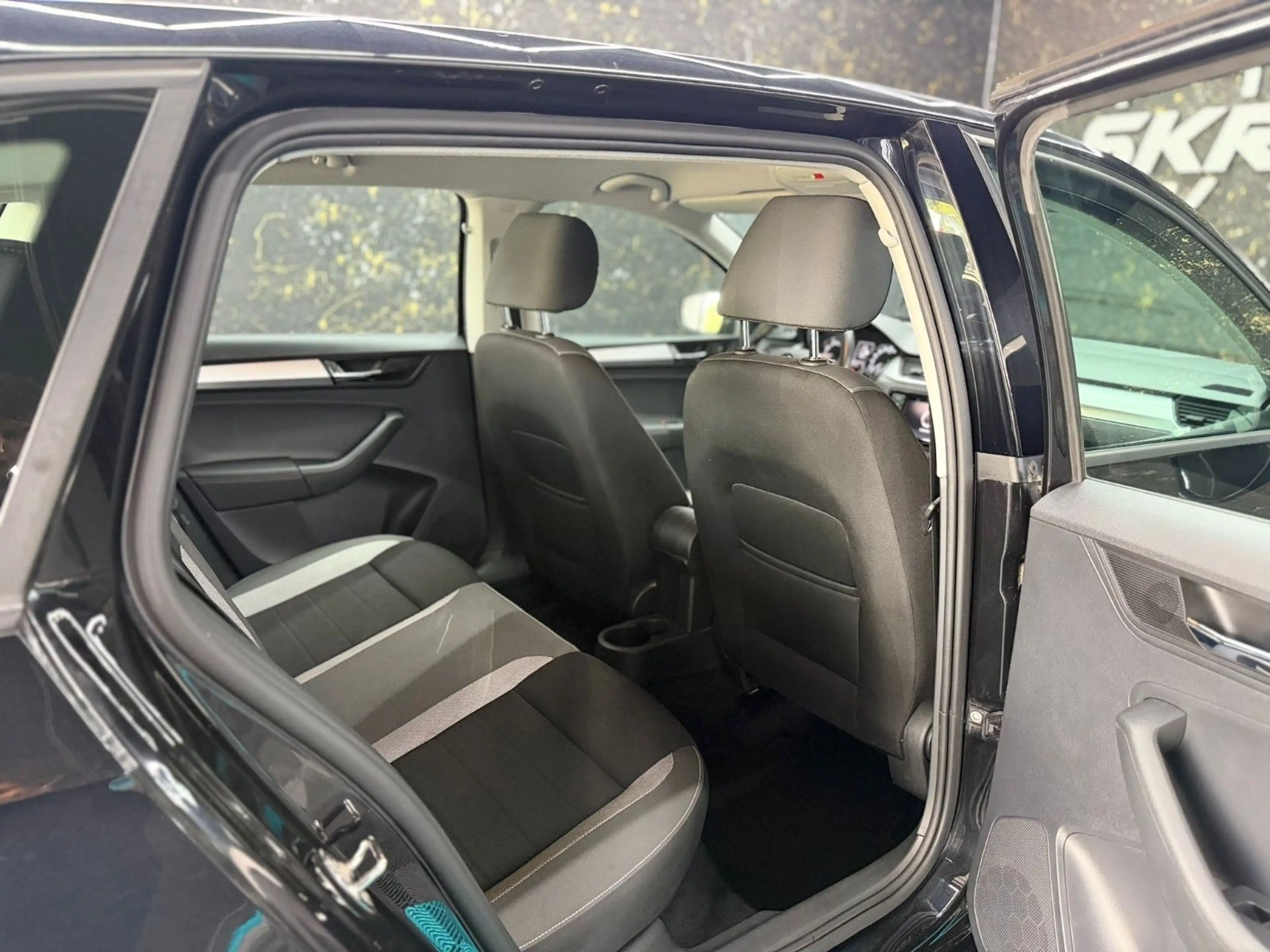 Skoda Rapid/Spaceback Spaceback Ambition/2HND/SHZ/ACAUT. — photo 13