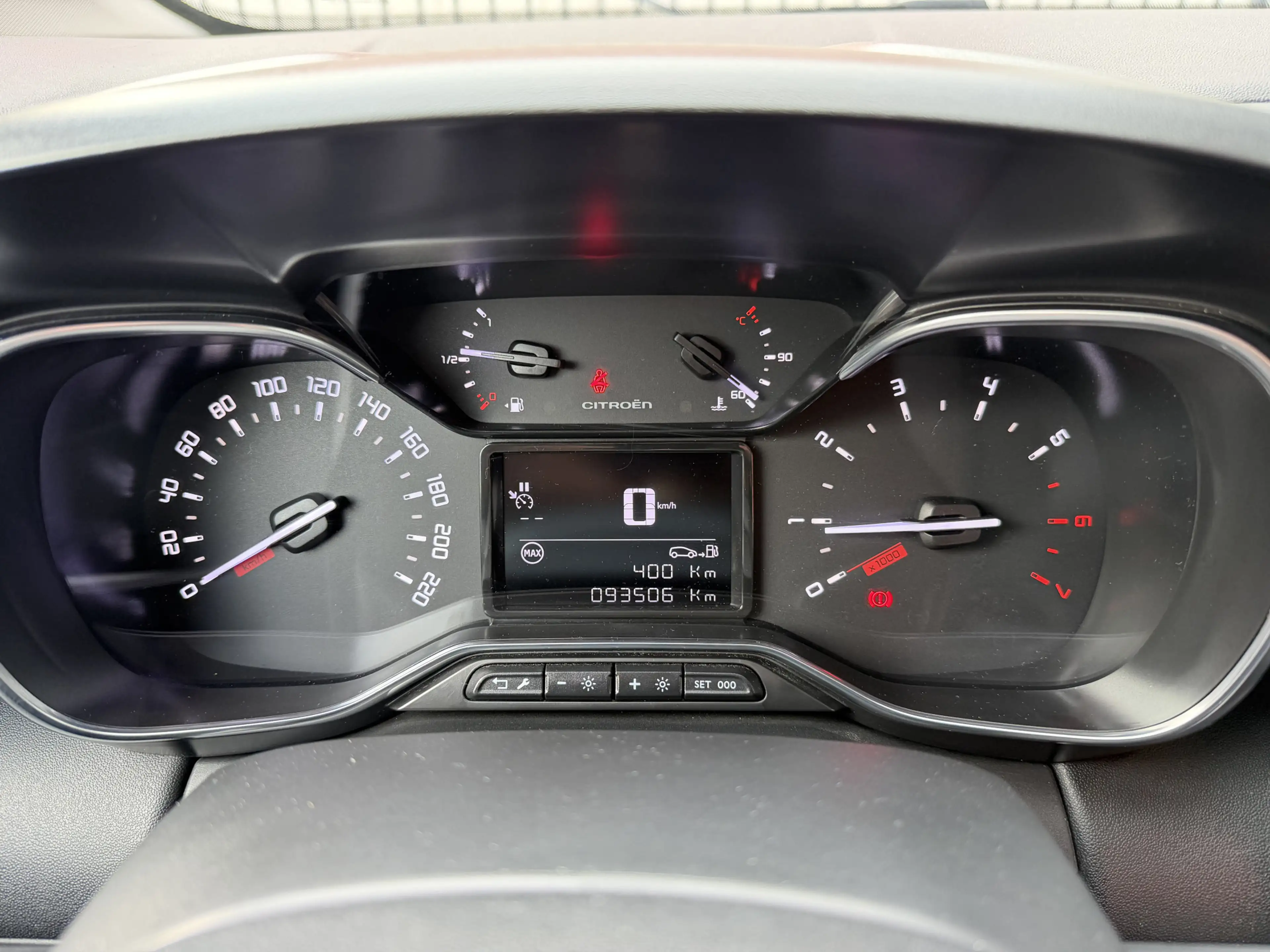 Citroen C3 Aircross 110pk Feel (Automatische Airco - Navigatie - Parke — photo 12