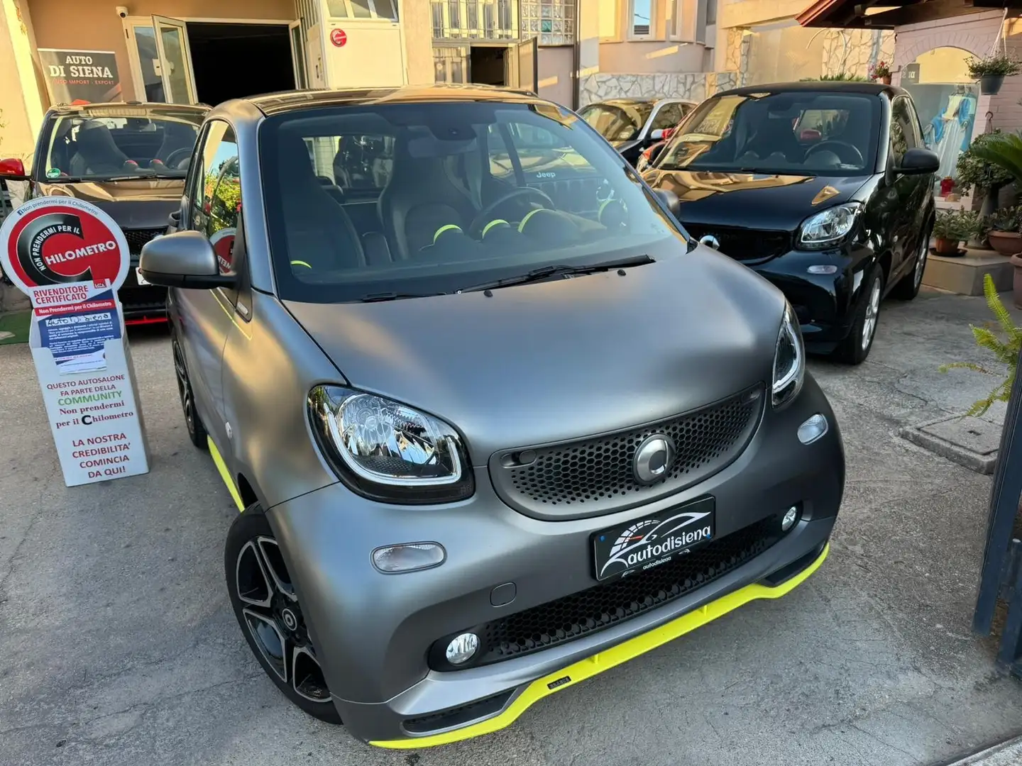 smart forTwo 90 0.9 Turbo twinamic Urbanrunner taylor made asph Gris - 2