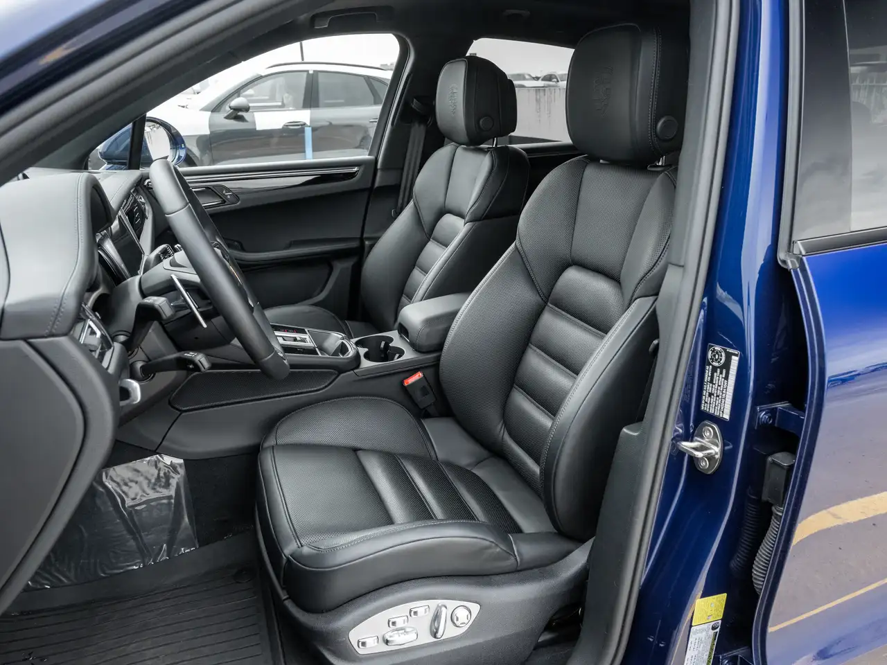 Porsche Macan снимка Porsche Macan