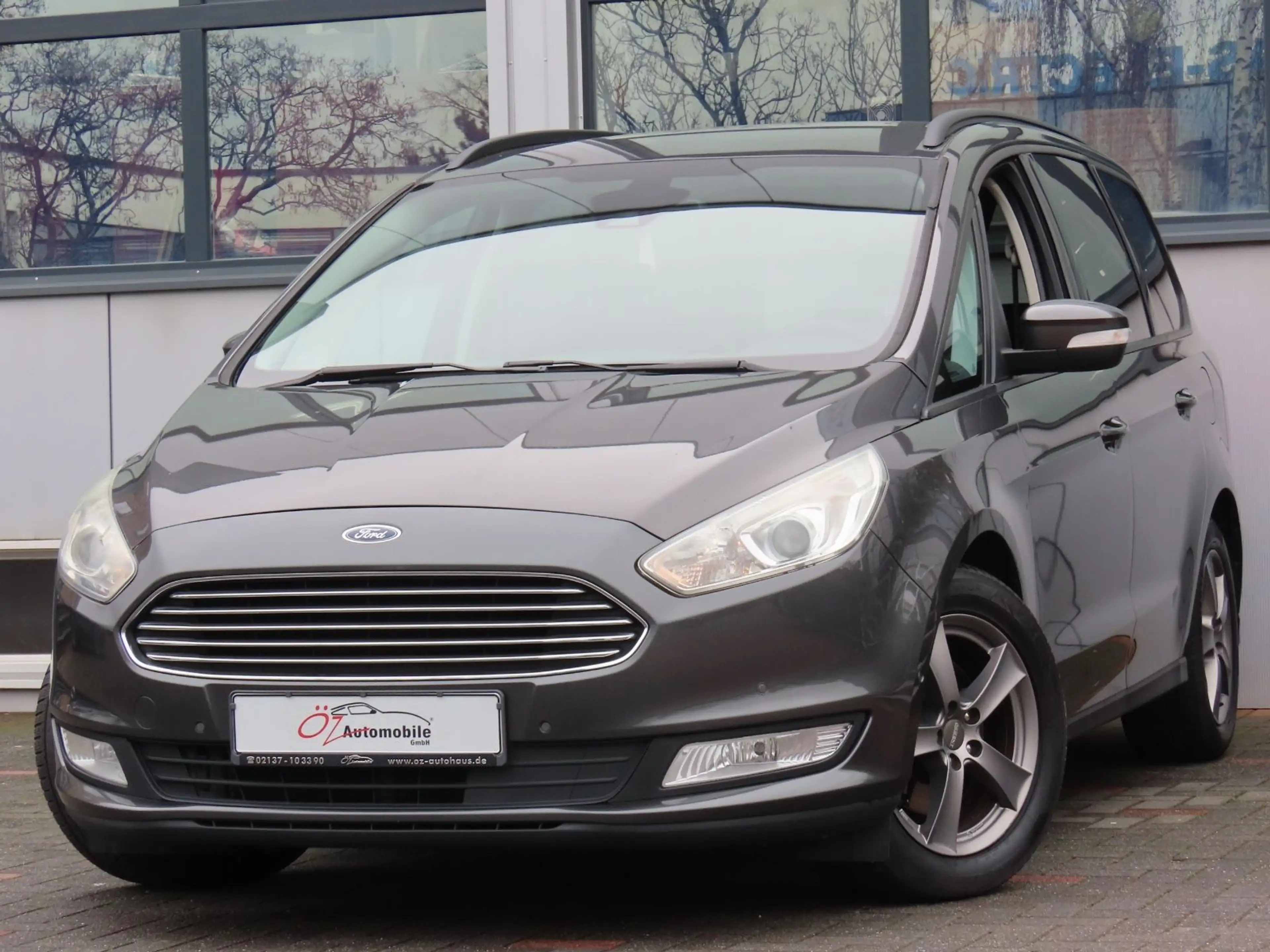 Ford Galaxy 2.0 TDCi Autom. Sitzh. 7 Sitze Klimaauto. — photo 4