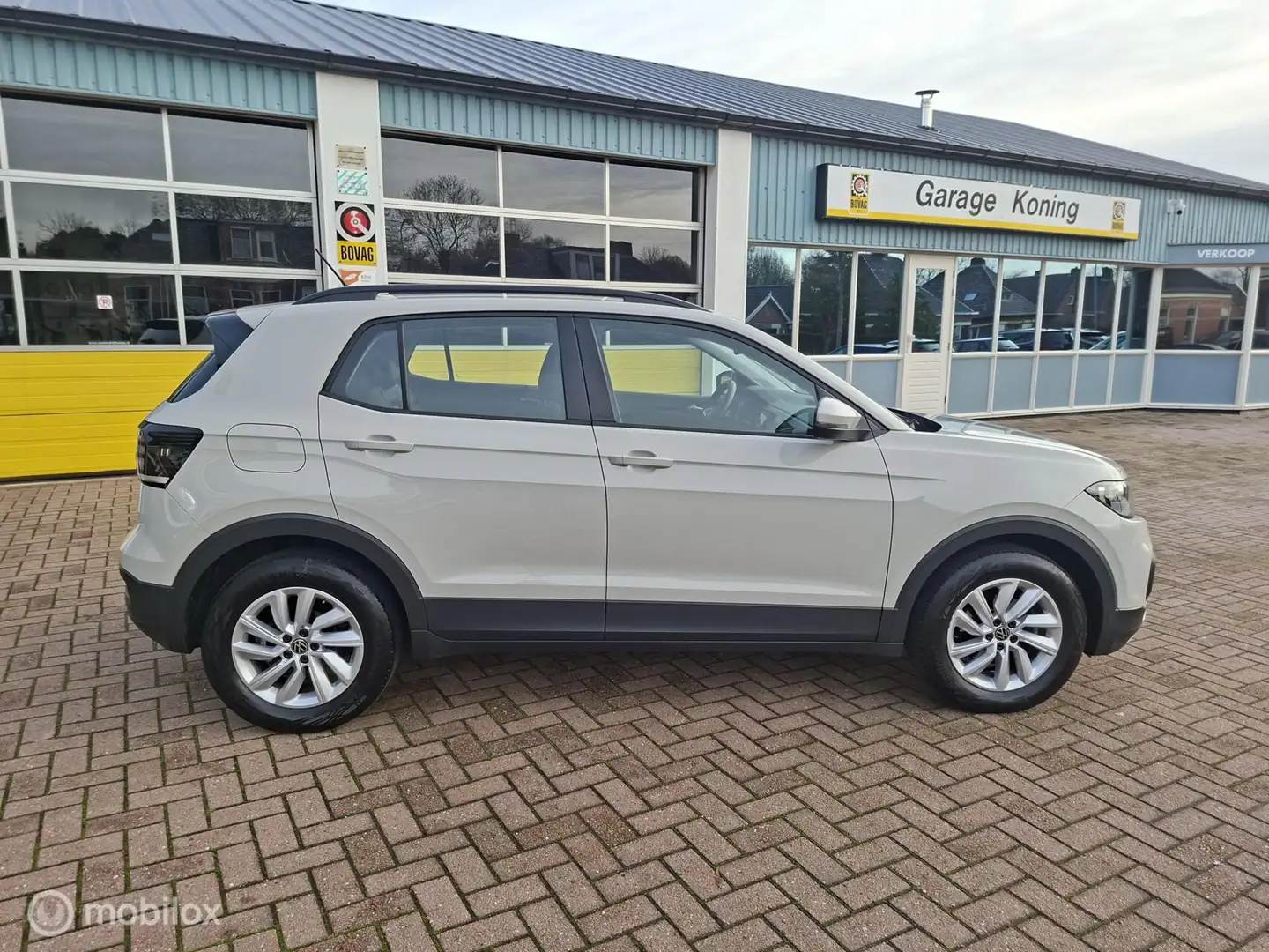 Volkswagen T-Cross 1.0 TSI Life Automaat Leer !! Gris - 2