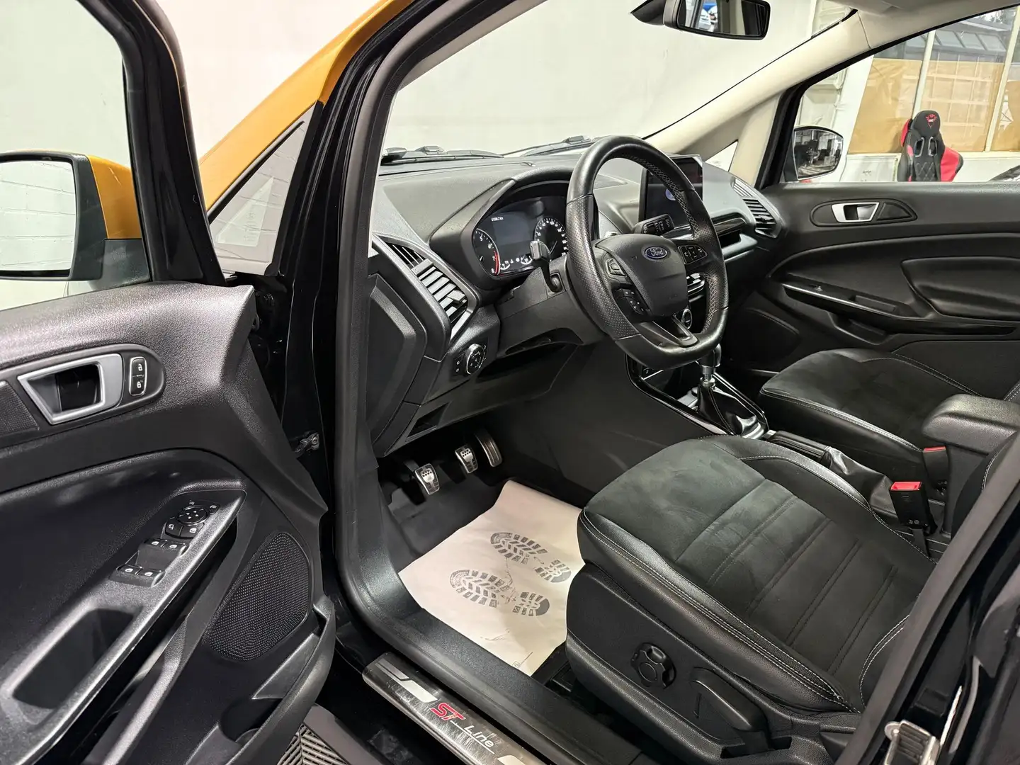 Ford EcoSport 1.0 EcoBoost ST-Line KeyGo SHZ 1.HAND 92 kW (12... Schwarz - 2