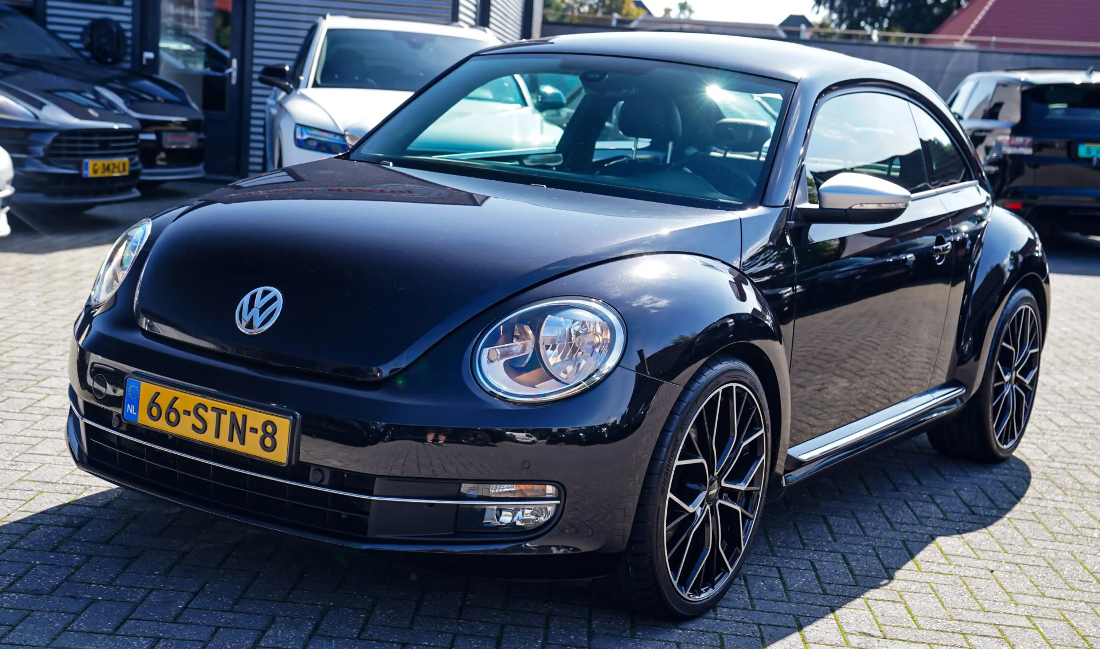 Volkswagen Beetle 2.0 TSI Sport | DSG | 200 PK | Panorama | Luxe Led — photo 2