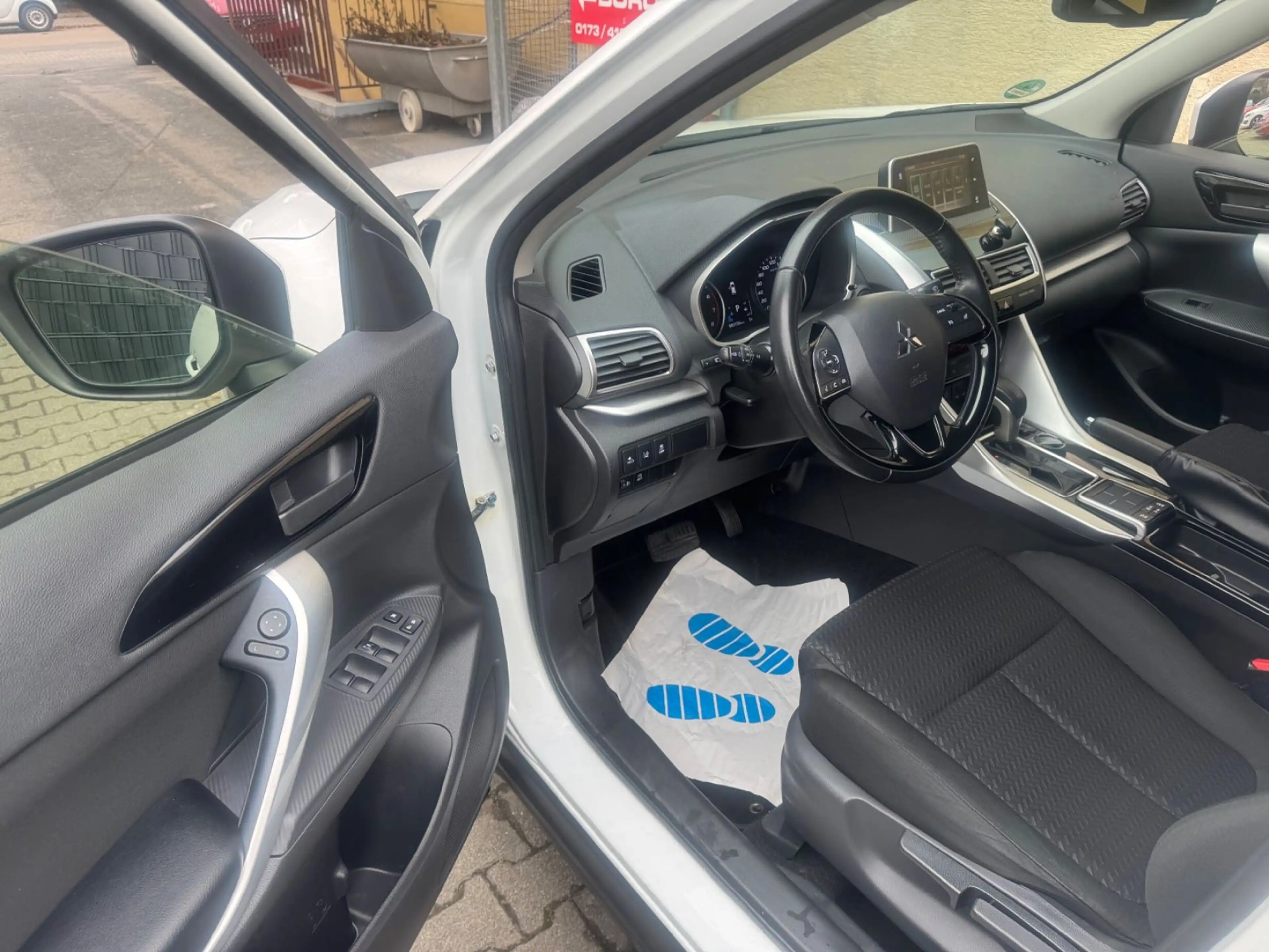 Mitsubishi Eclipse Cross Diamant Edition 2WD 1.5 T-MIVEC — photo 10