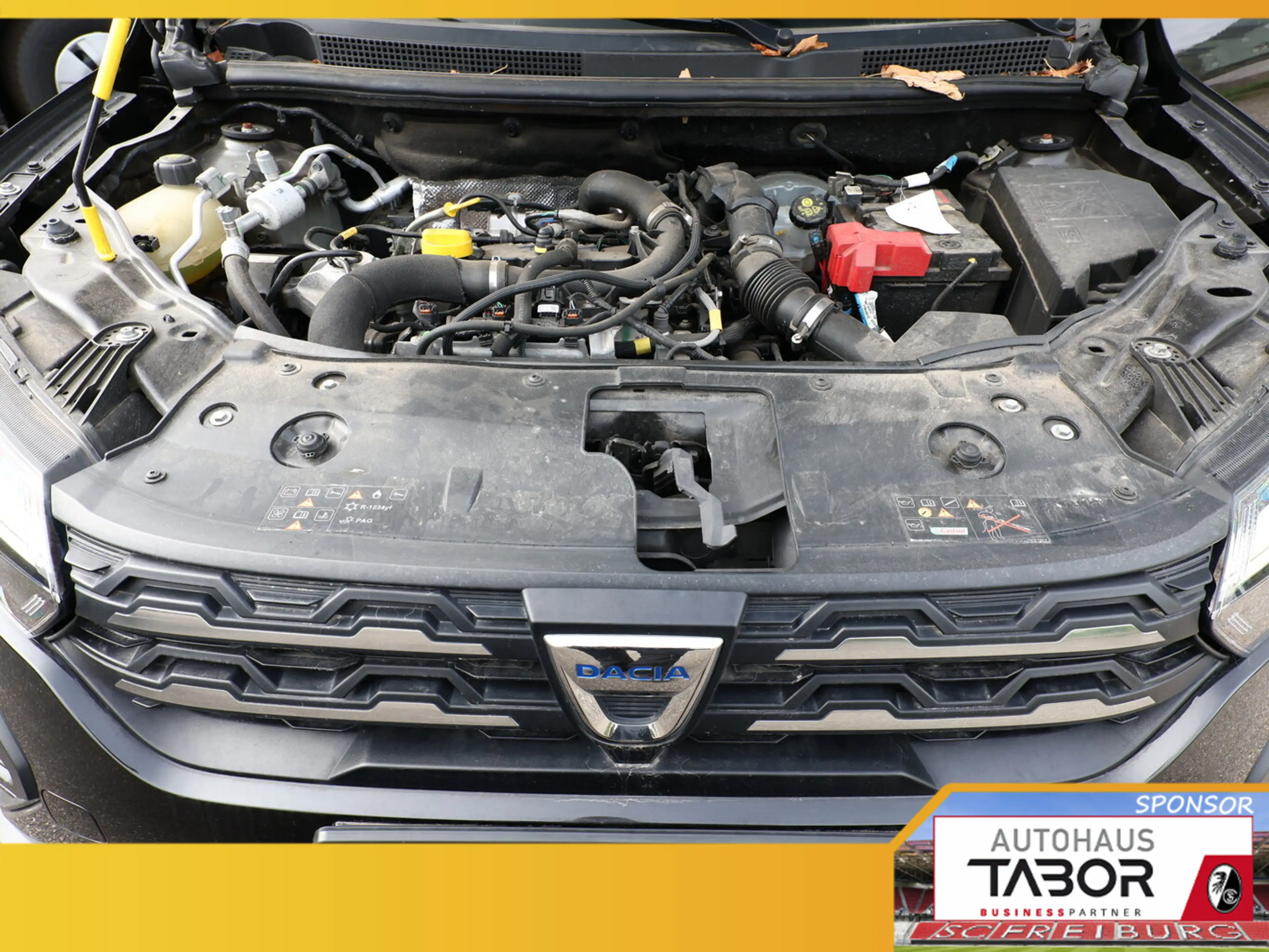 Dacia Jogger 1.0 TCe 100 ECO-G Extreme+ Nav LED Temp — photo 11