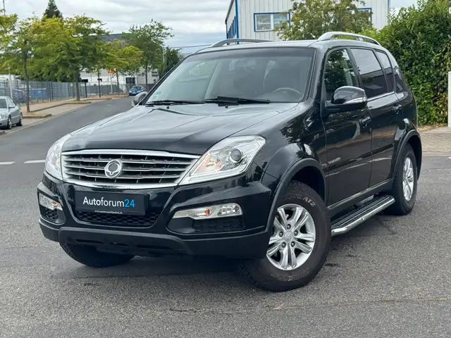 SsangYong Rexton 4WD *AHK*Klima*Tempomat*7-Sitzer*