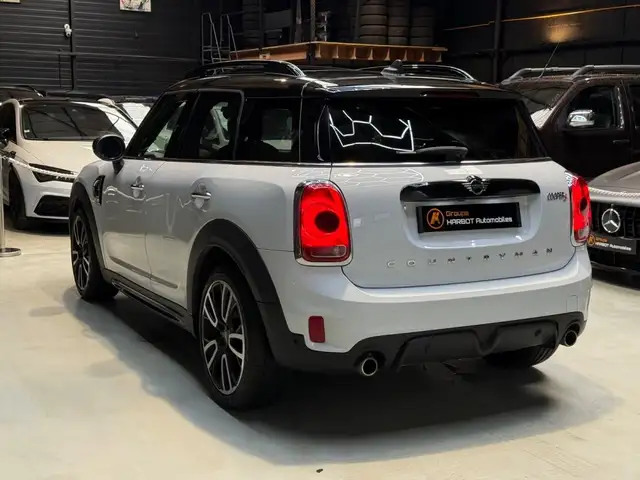MINI Countryman view 4