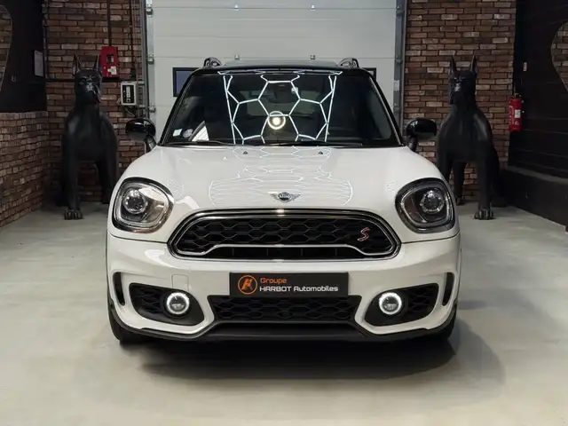 MINI Countryman view 2