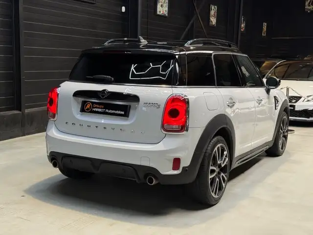 MINI Countryman view 6