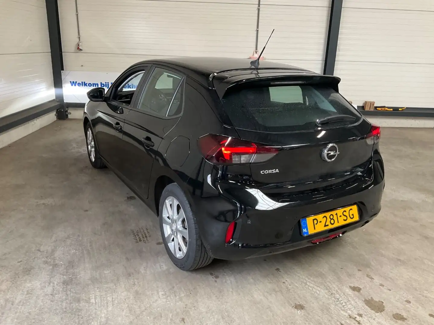 Opel Corsa 1.2 Edition AUT. 102 PK | Navi | LED | Airco | Par Zwart - 2