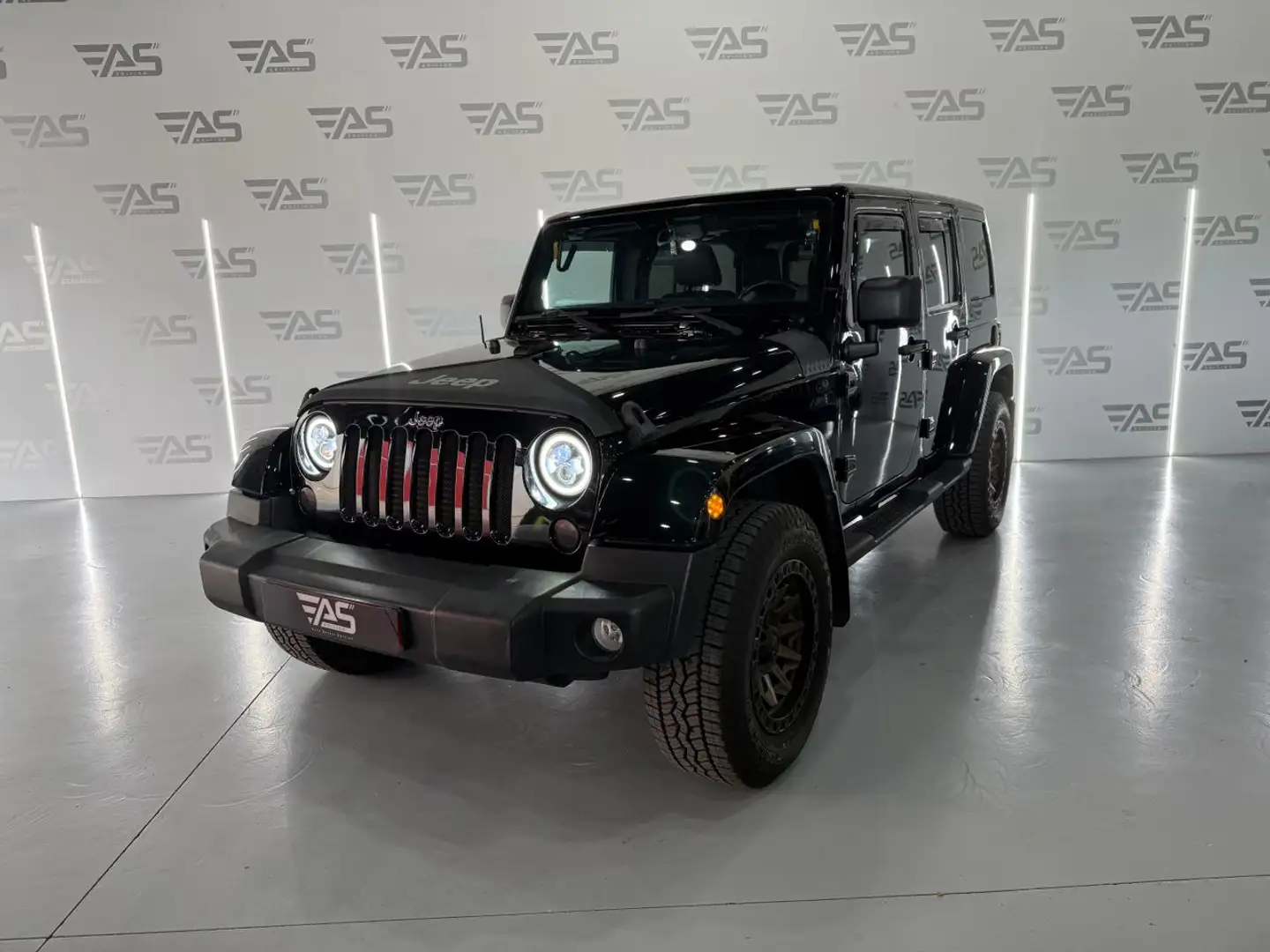 Jeep Wrangler Unlimited 2.8CRD Sport Aut. Negro - 1