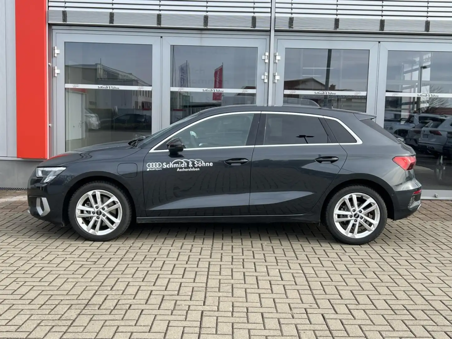 Audi A3 Sportback Advanced 40 TFSI e S tronic ACC,NAV Grey - 2