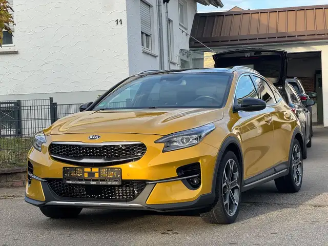 Kia XCeed Launch Edition*VOLL*1.HAND*VOLLDIGITAL T*