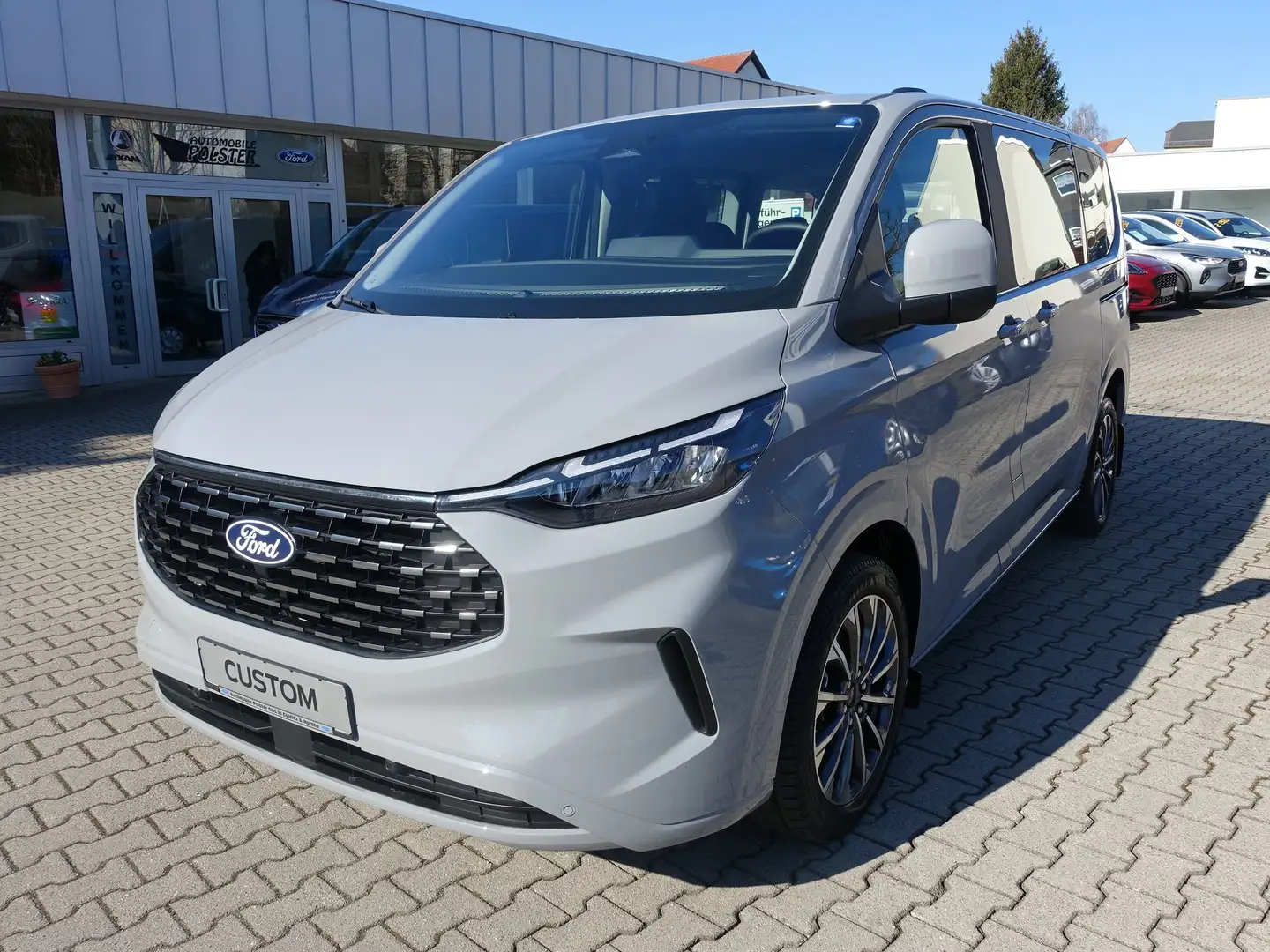 Ford Tourneo Custom Titanium ***LEDER*TWA*PANORAMADACH*** Grijs - 1