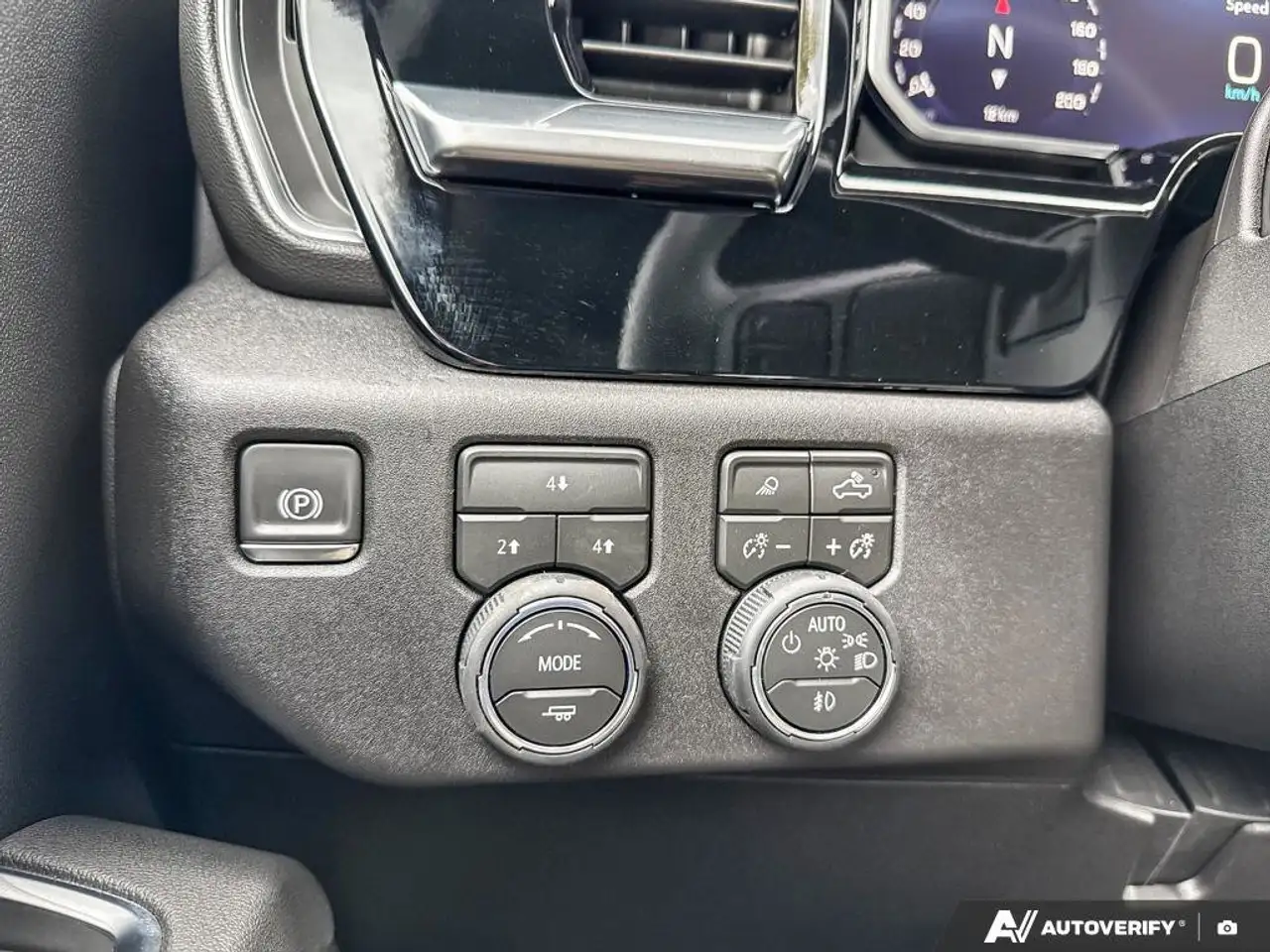 Chevrolet Silverado 3500 снимка Chevrolet Silverado 3500