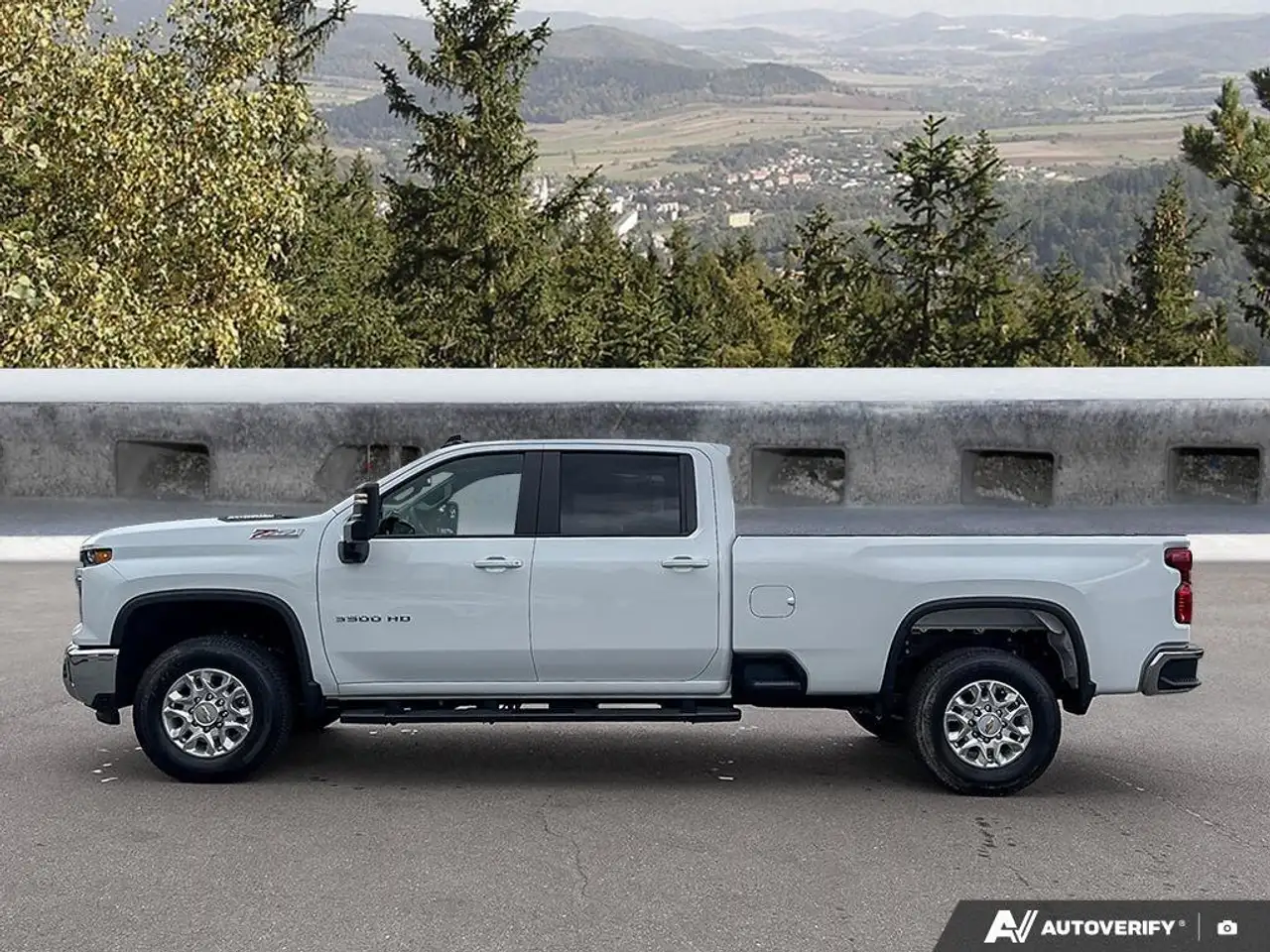 Chevrolet Silverado 3500 снимка Chevrolet Silverado 3500