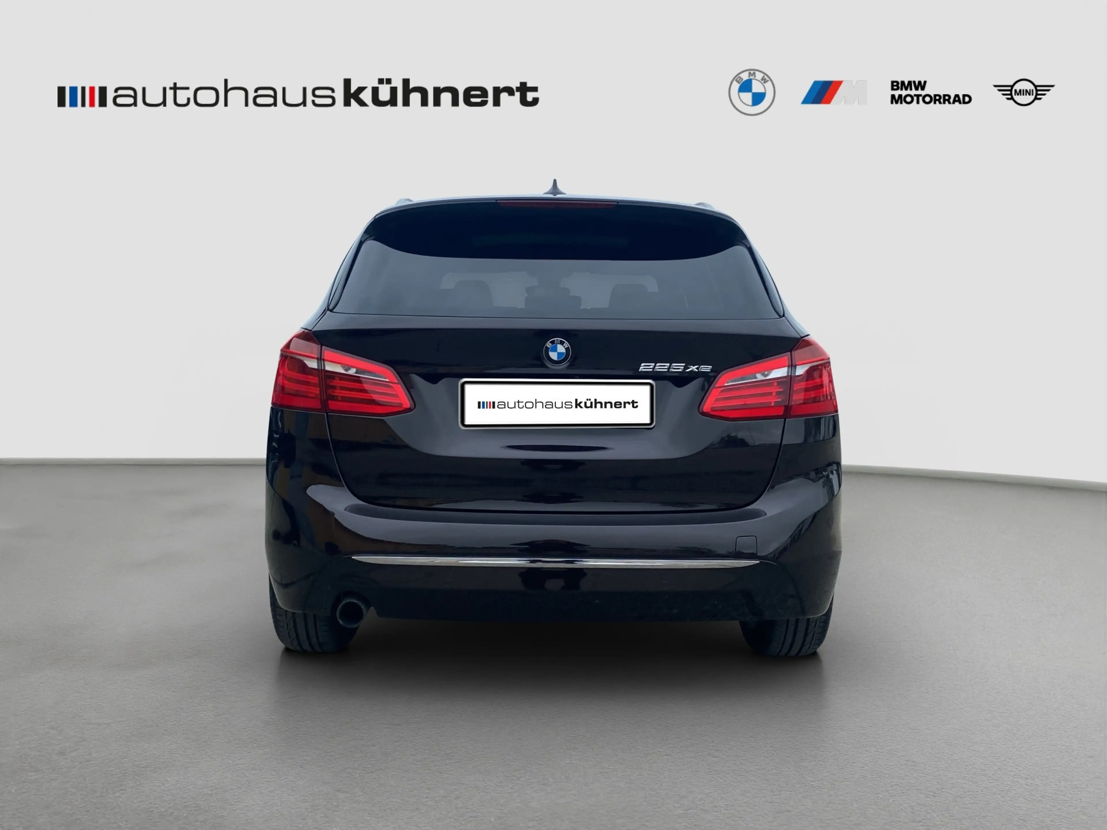 BMW 225 225xe Active Tourer Luxury Line LED ACC Pano RFK — photo 6