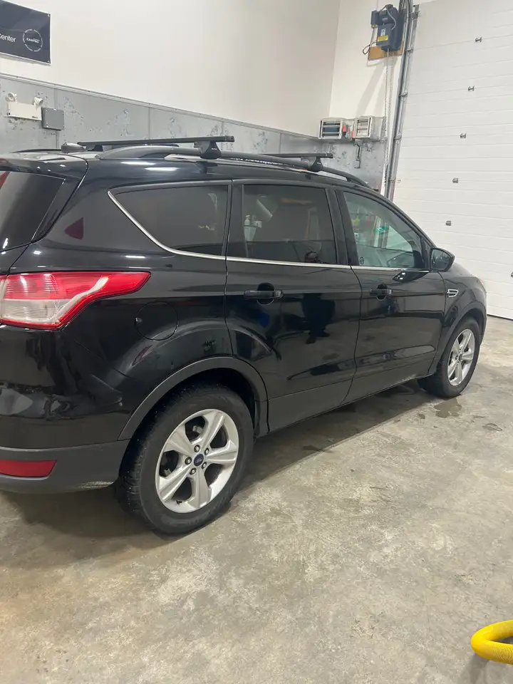 Ford Escape снимка Ford Escape