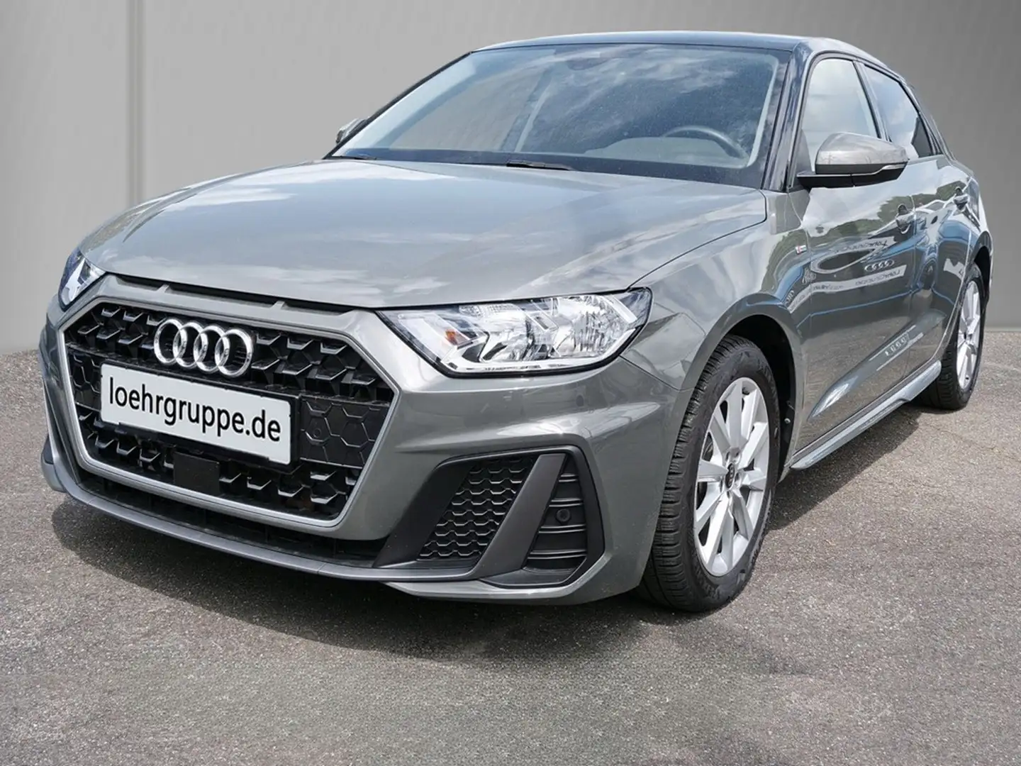 Audi A1 Sportback 30 TFSI S-Line *NAVI*KAMERA*SITZHEIZUNG* Grau - 2
