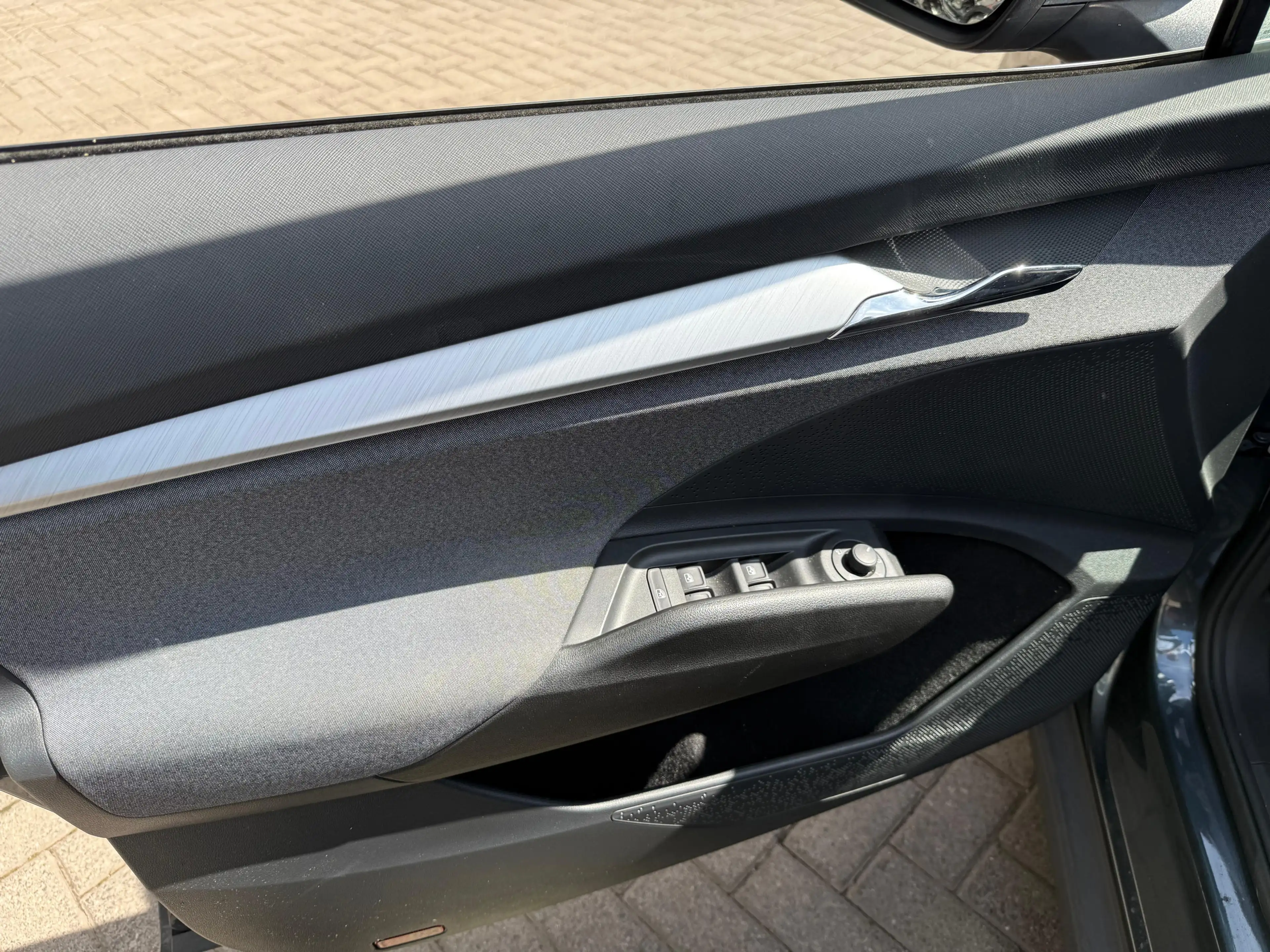 Skoda Enyaq 80 Loft CCS+WÄPU+NAV+SHZ+KAM+ACC+AMBI+CARP — photo 12