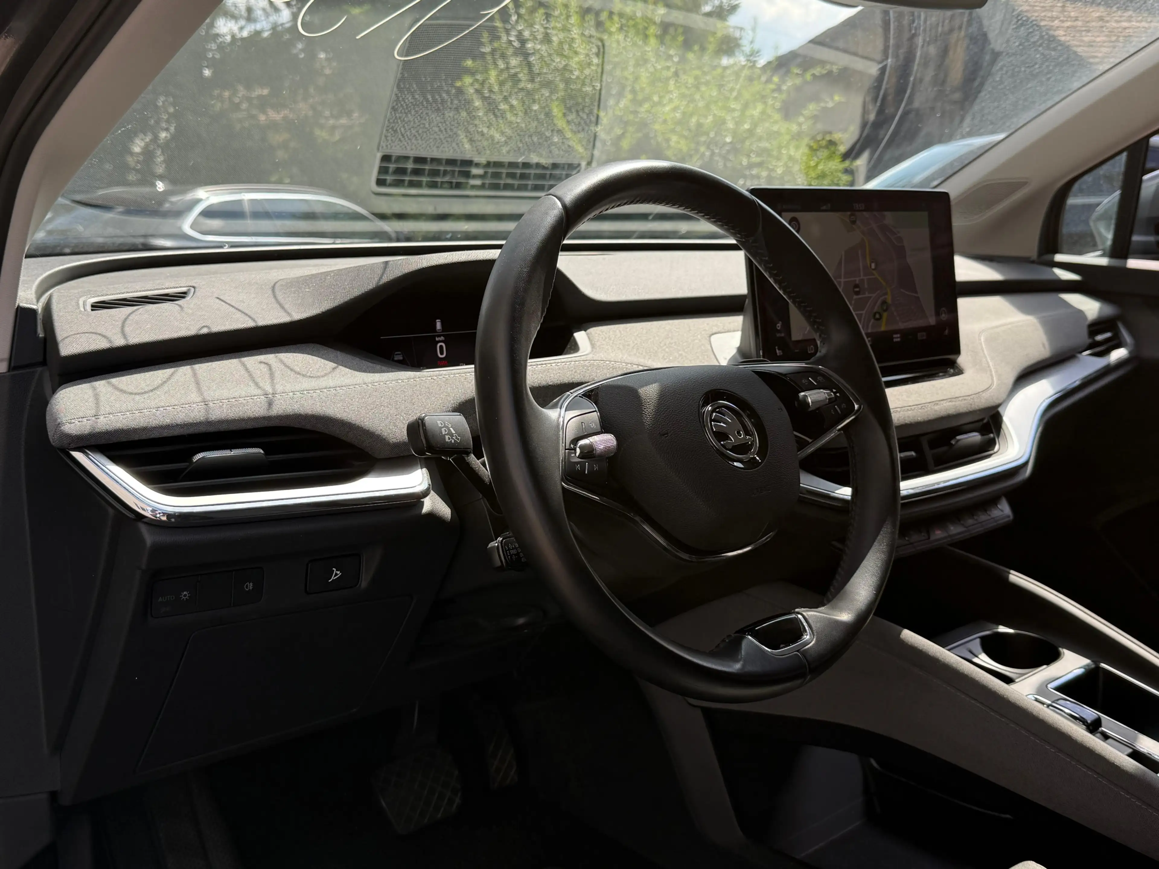 Skoda Enyaq 80 Loft CCS+WÄPU+NAV+SHZ+KAM+ACC+AMBI+CARP — photo 5