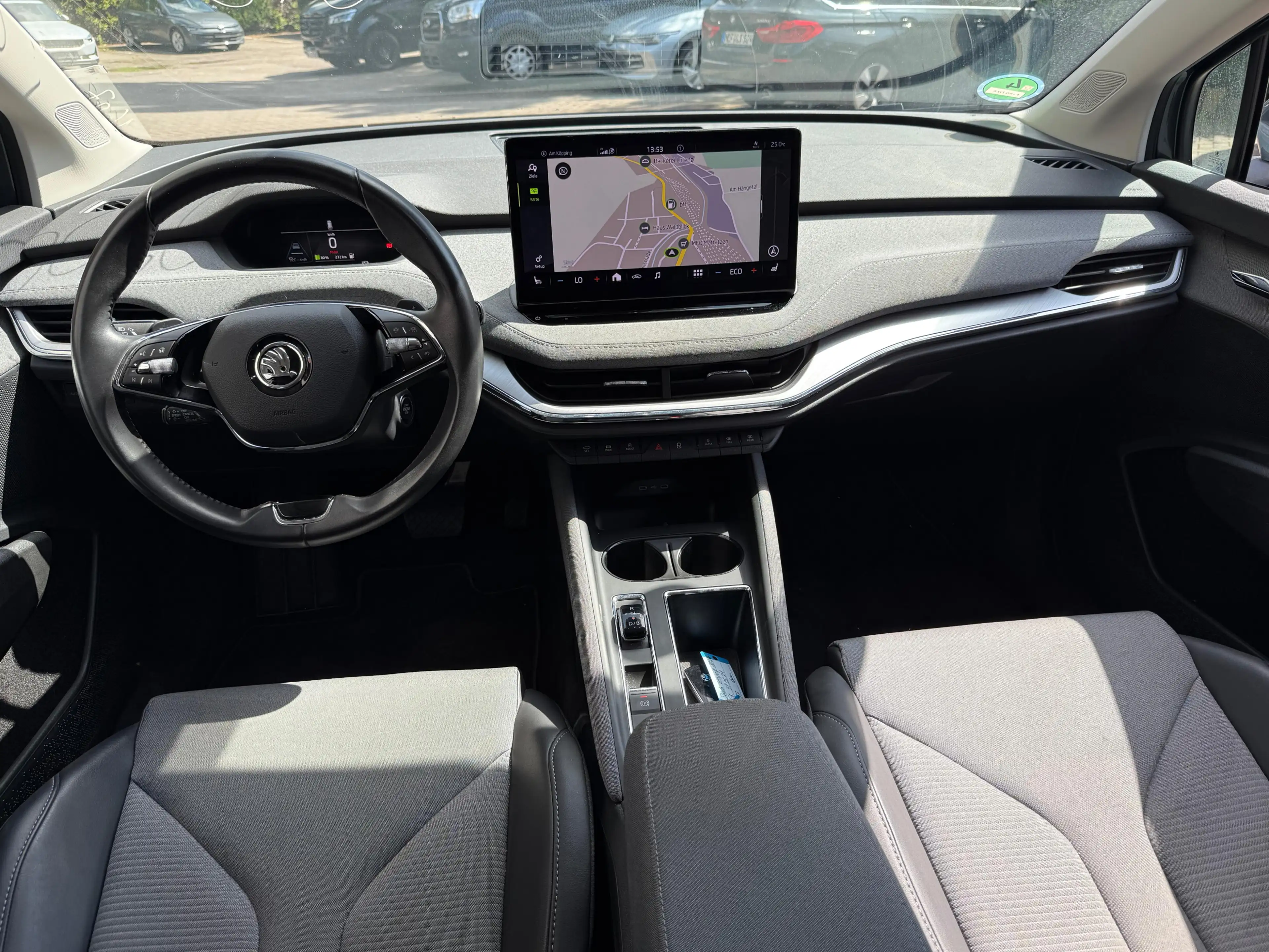 Skoda Enyaq 80 Loft CCS+WÄPU+NAV+SHZ+KAM+ACC+AMBI+CARP — photo 7