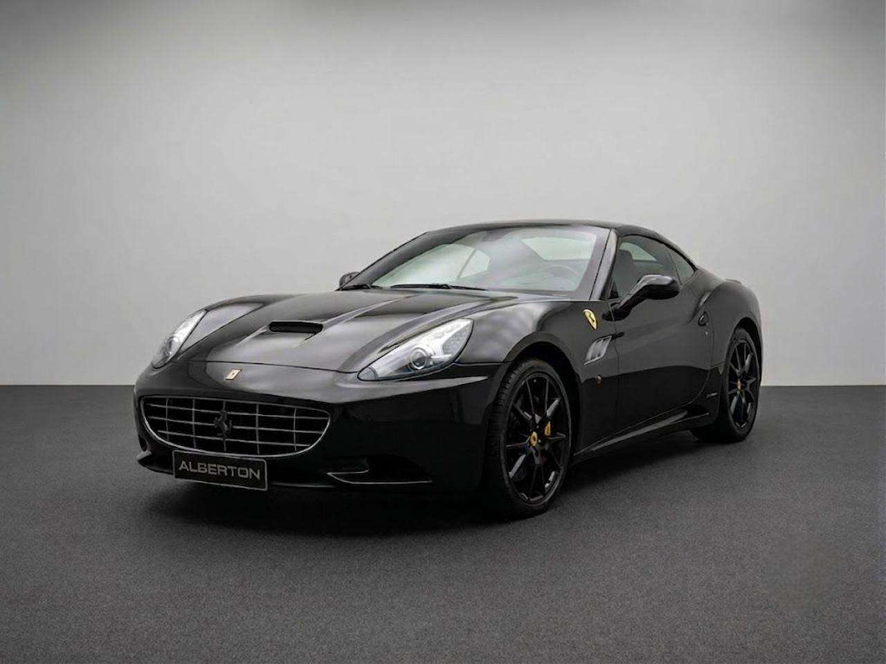 Ferrari California DCT 30 ATELIER + Pack Carbonio