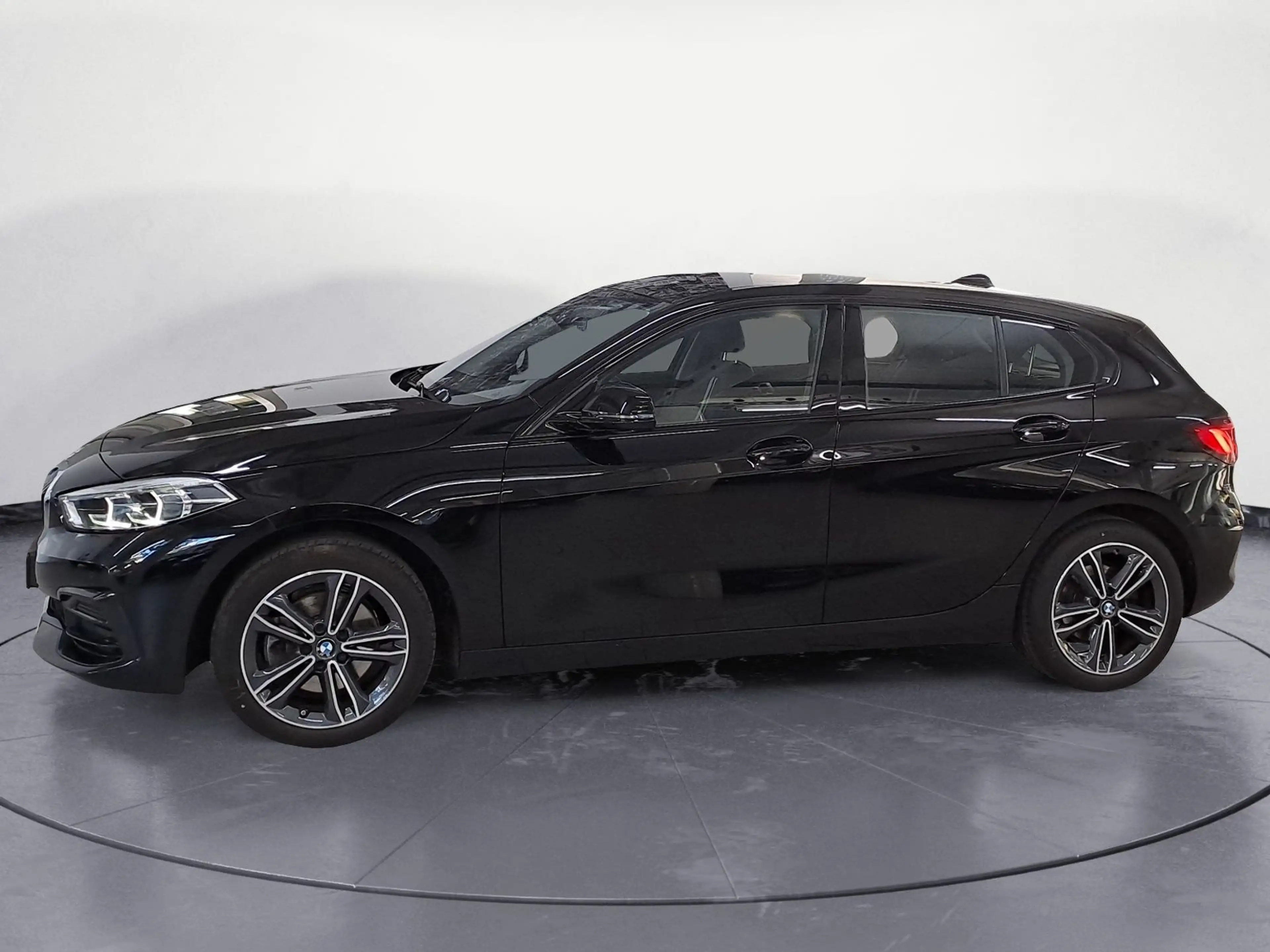 BMW 118 i Sport Line Klimaaut. Sportsitze MF Lenkrad — photo 4