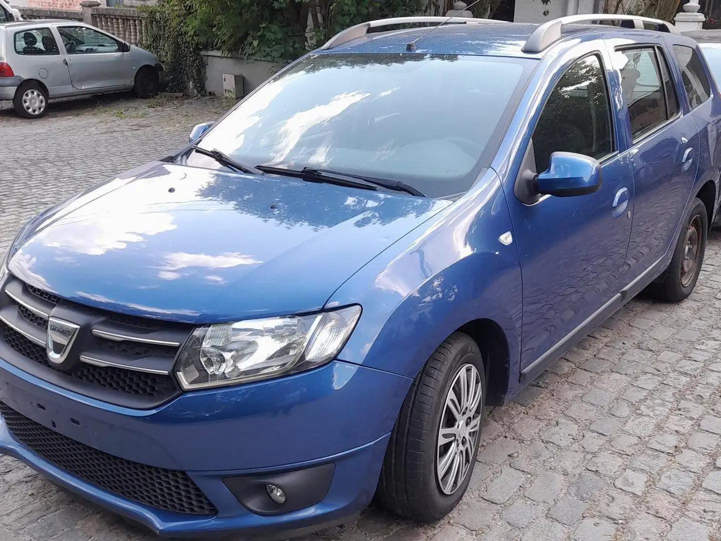 Dacia Logan Logan 1.5 dCi Ambiance Bleu - 2