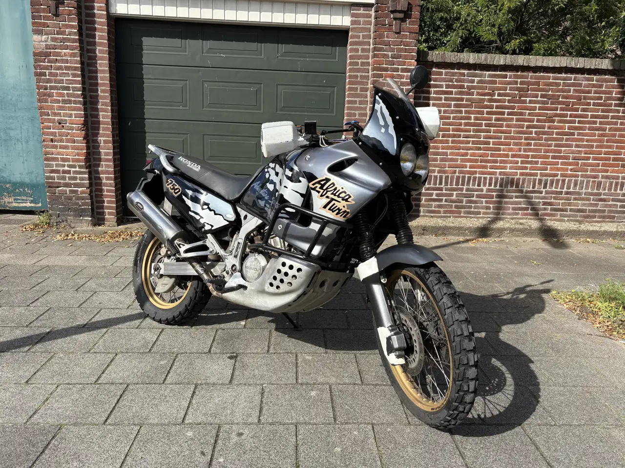 Honda XRV 750