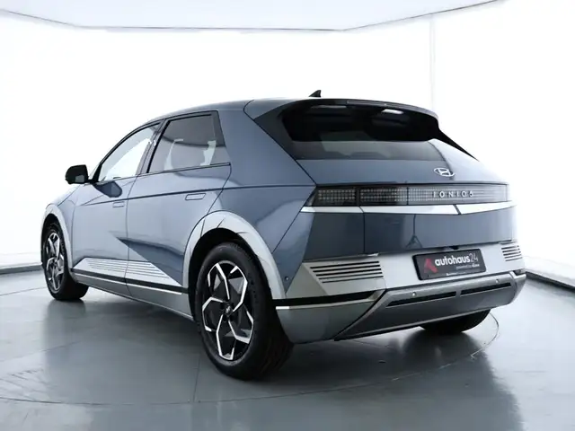 Hyundai Ioniq 5 view 4
