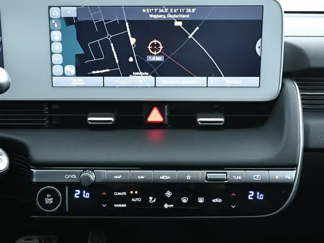 Hyundai Ioniq 5 view 12