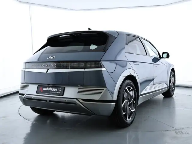 Hyundai Ioniq 5 view 5