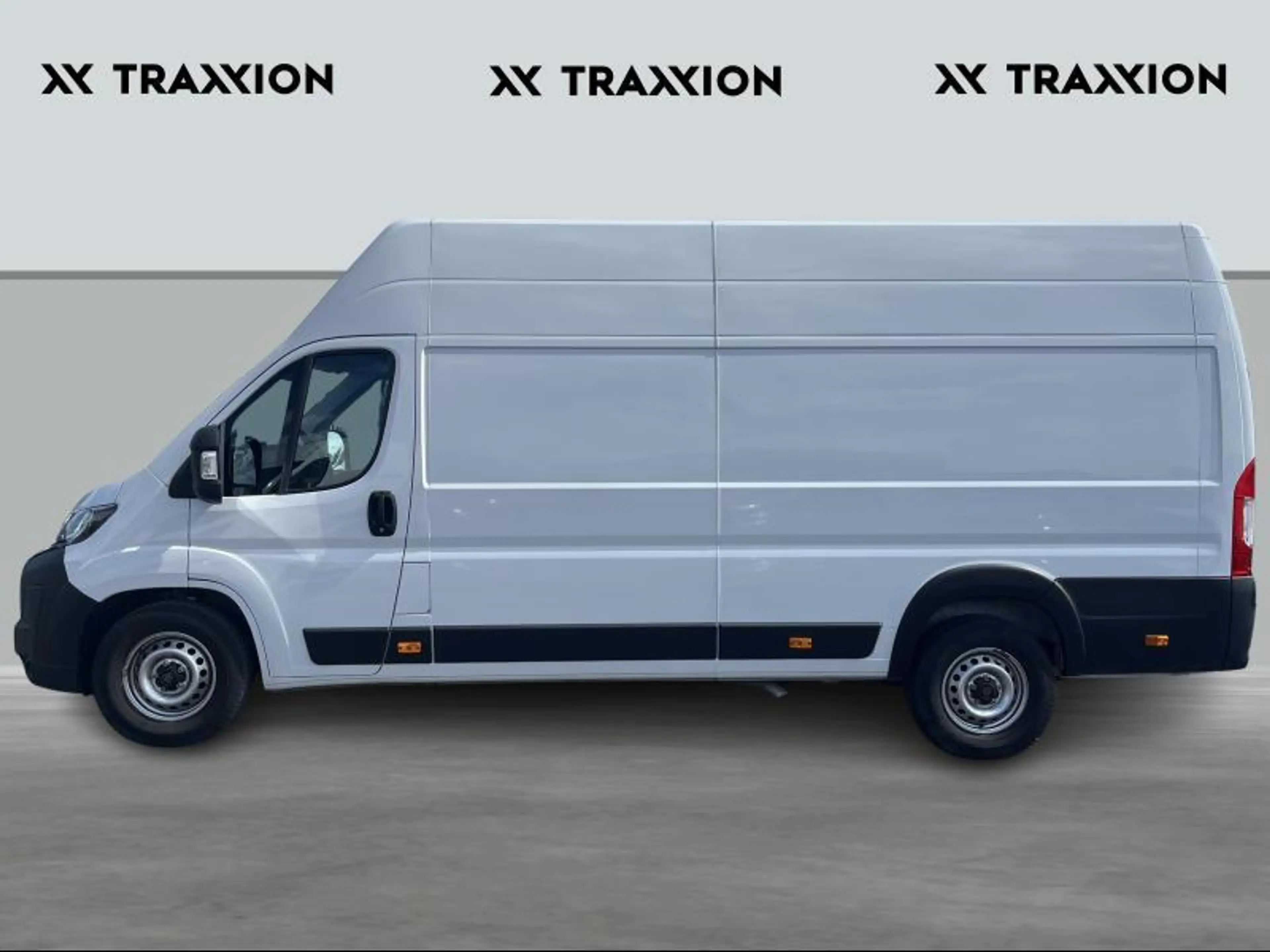 Peugeot Boxer 435 L4H3 - 2.2 BlueHDi 140 Man.6 — photo 4