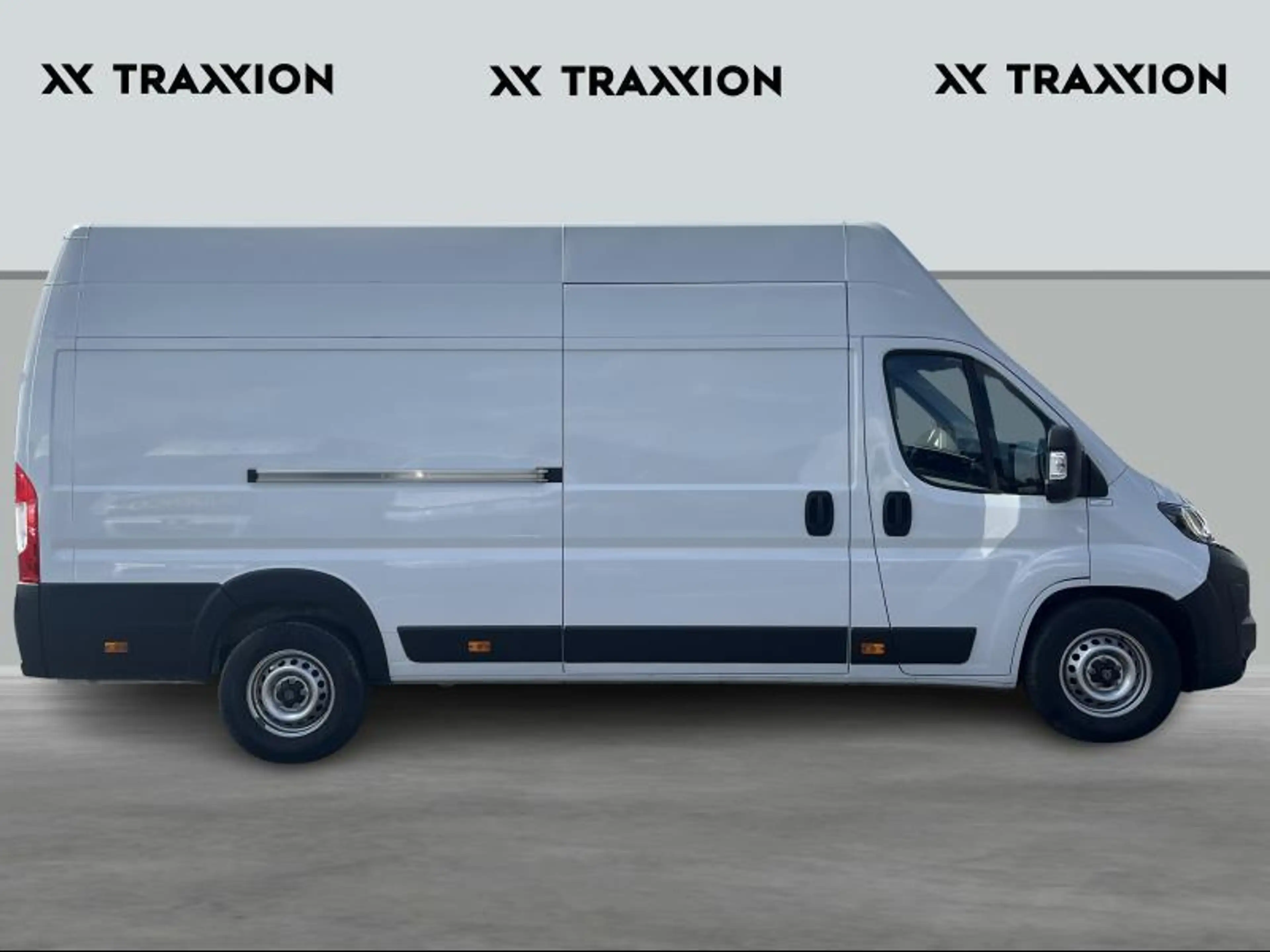 Peugeot Boxer 435 L4H3 - 2.2 BlueHDi 140 Man.6 — photo 3
