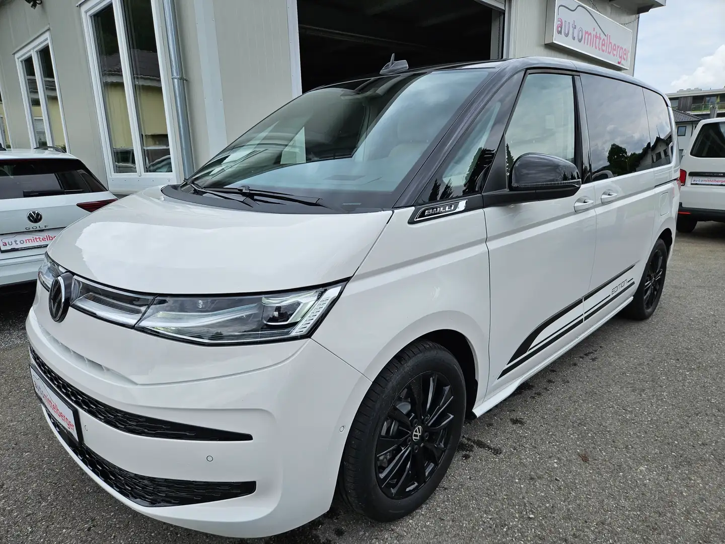 Volkswagen T7 Multivan Edition TDI DSG "AHV, Navi, Panodach, Standheiz" Weiß - 1