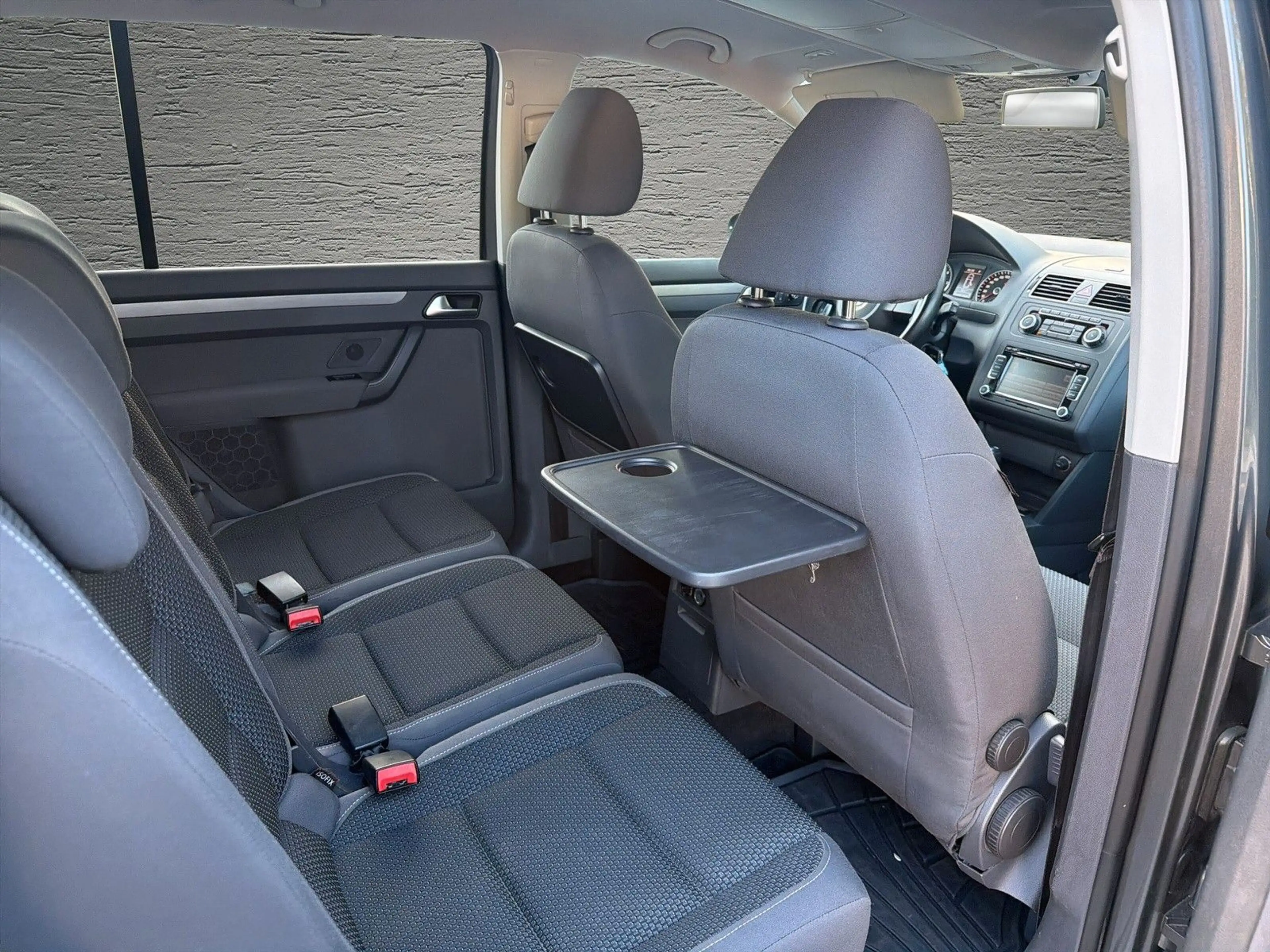 Volkswagen Touran 1.6 TDI DSG/Standheizung/BI-XENON/SHZ — photo 15