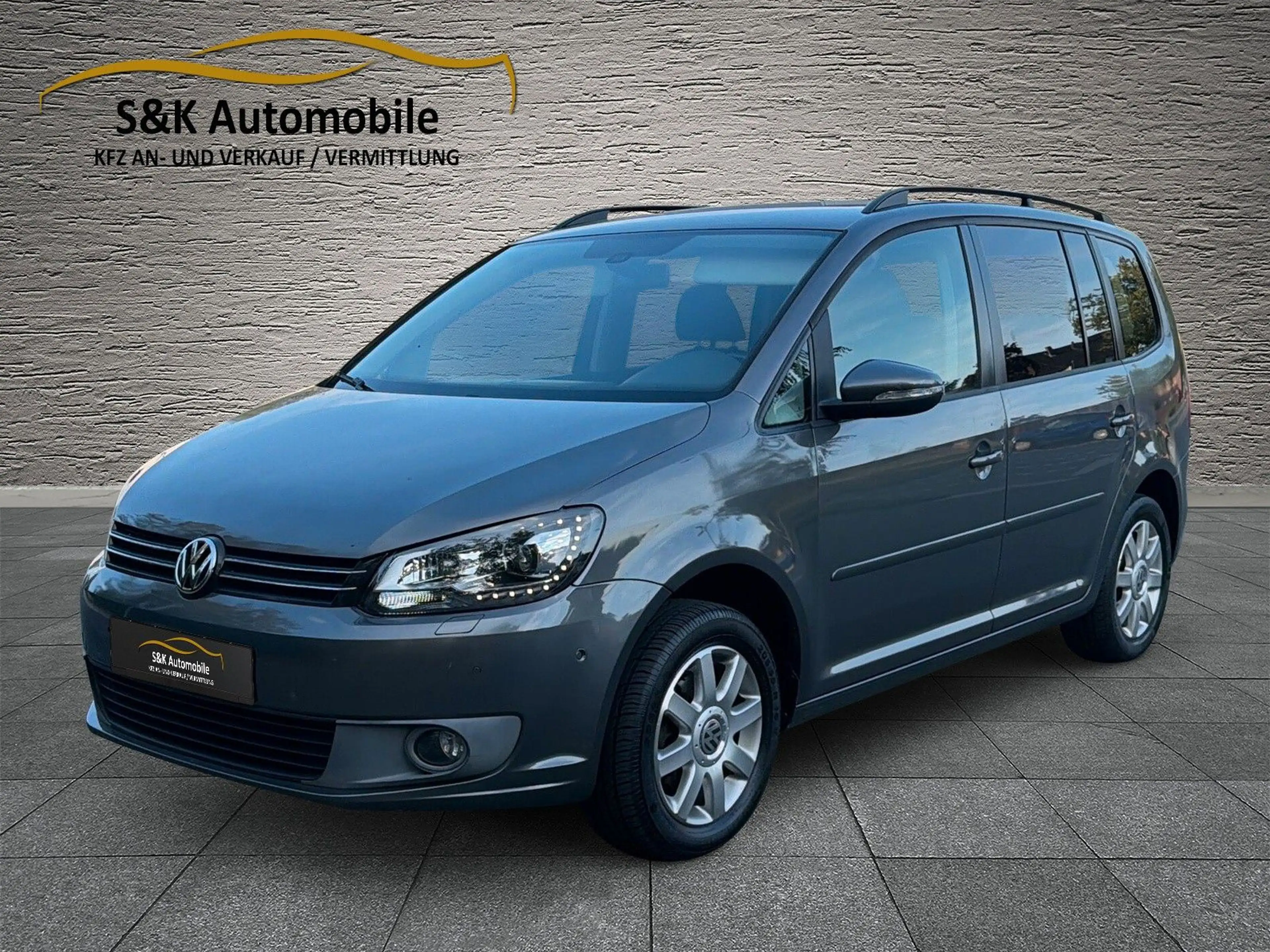 Volkswagen Touran 1.6 TDI DSG/Standheizung/BI-XENON/SHZ