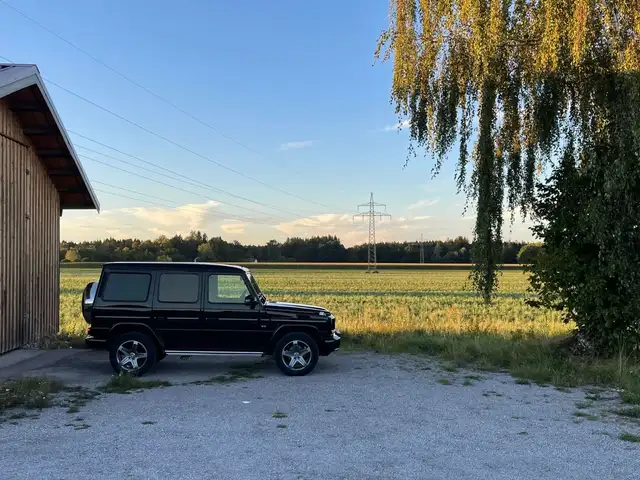 Mercedes-Benz G-Class view 7