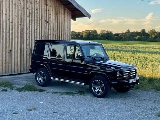 Mercedes-Benz G-Class view 5