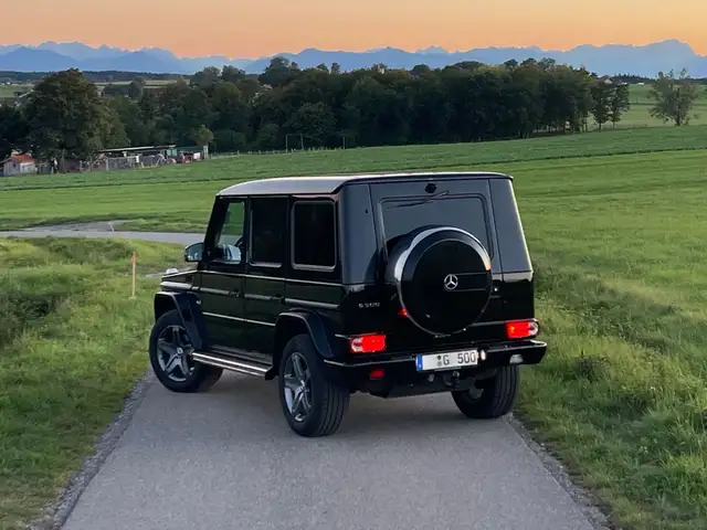 Mercedes-Benz G-Class view 2