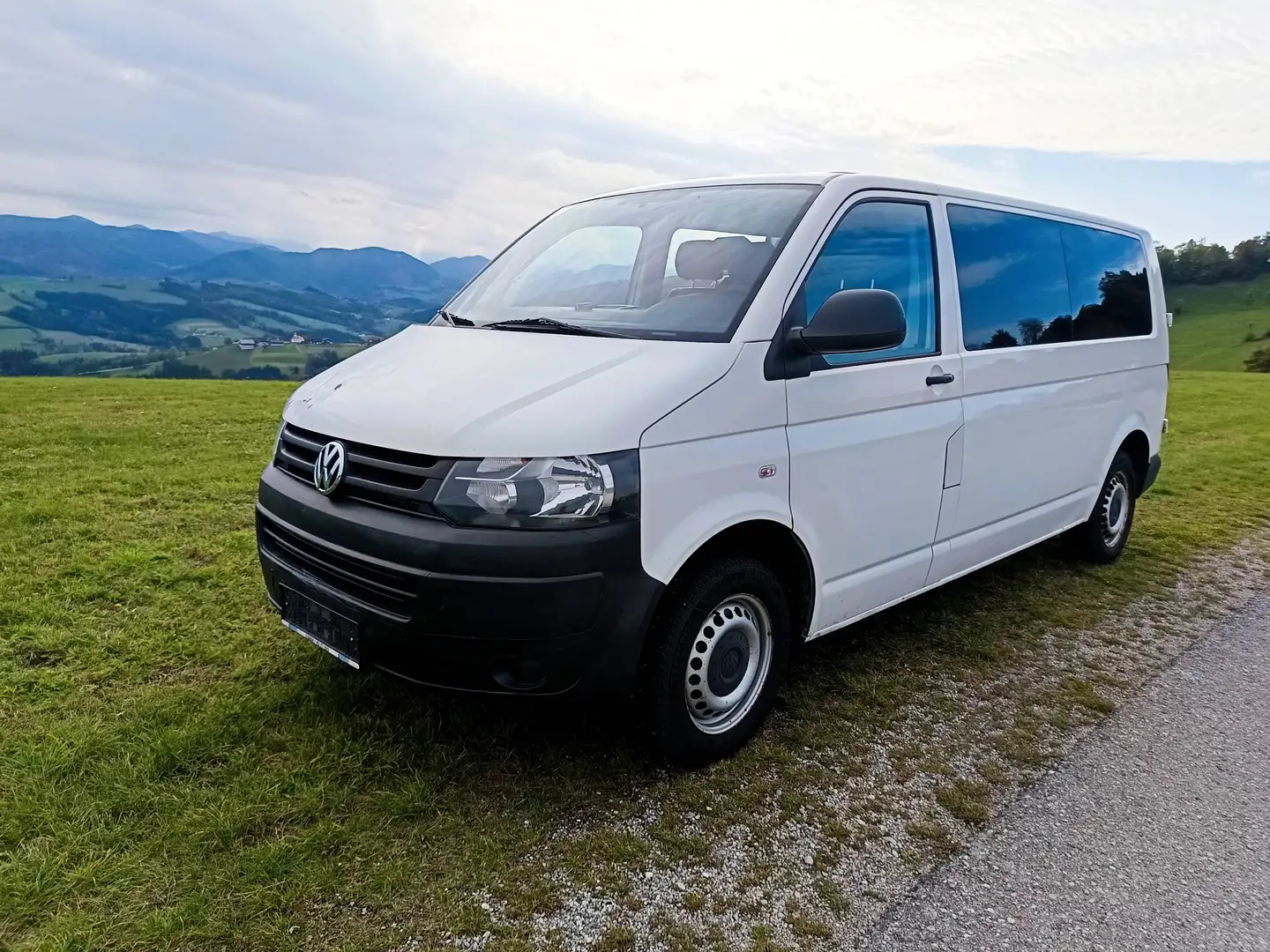 Volkswagen T5 Transporter Kombi Weiß - 1