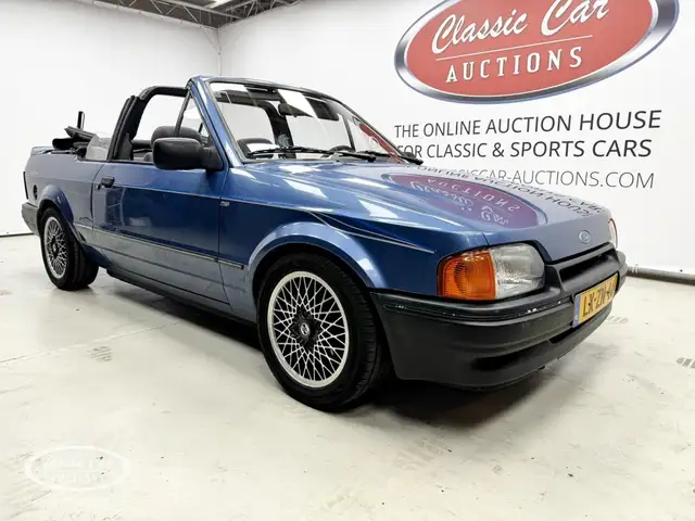 Ford Escort 1.6 Ghia Convertible - ONLINE AUCTION