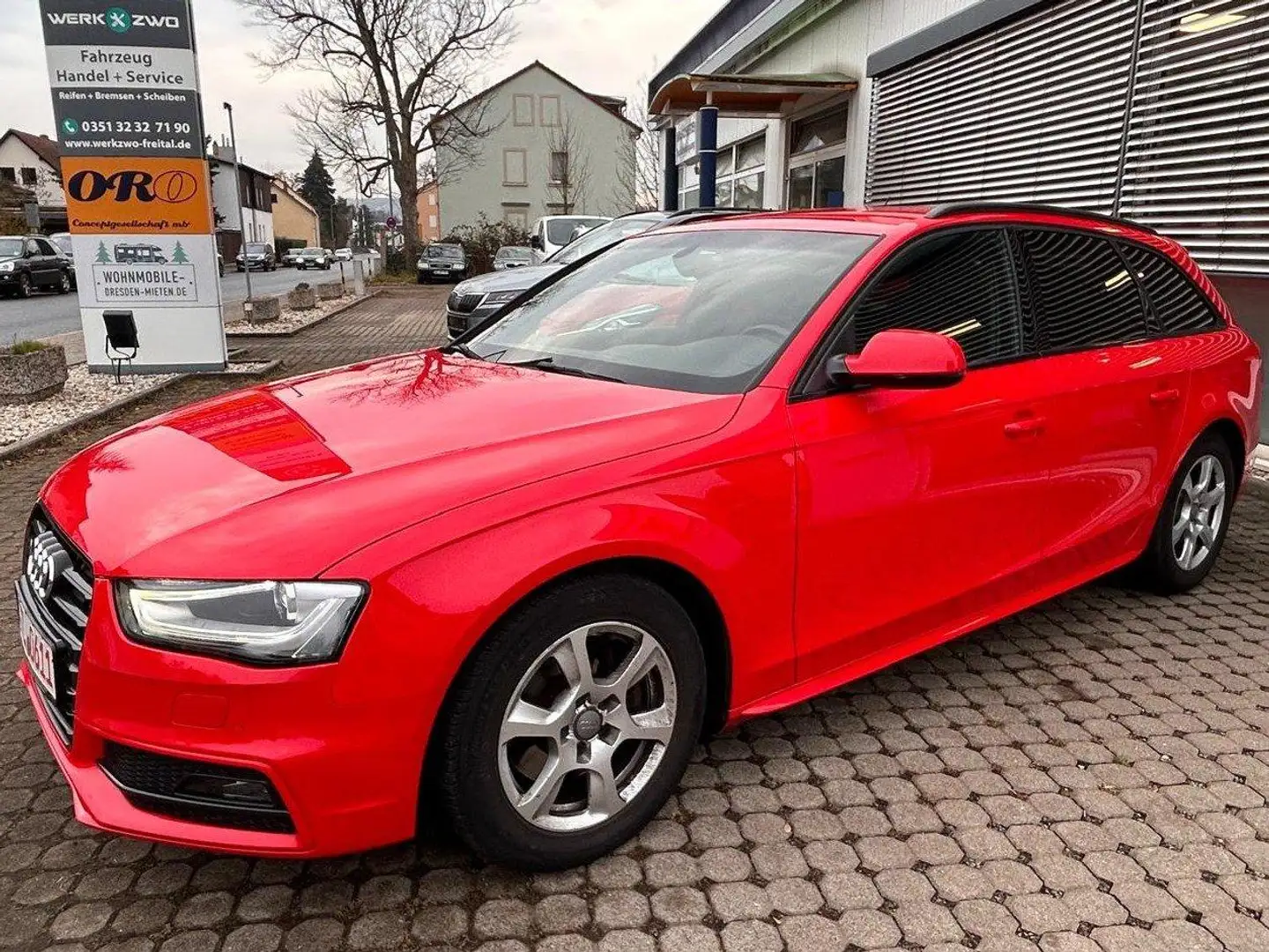 Audi A4 S line Sportpaket / plus quattro / B&O Rot - 2